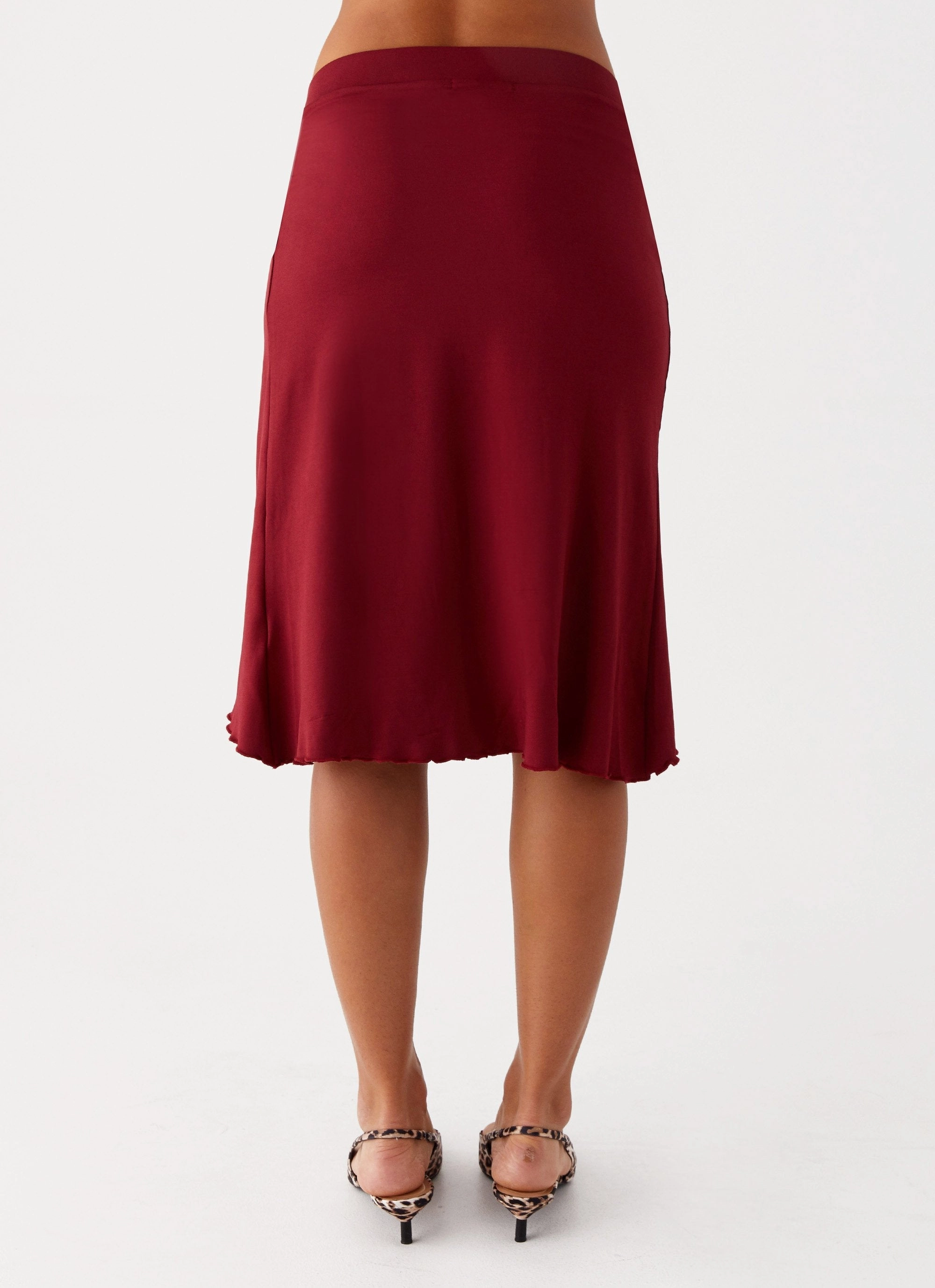 sporty wear Shes A Lady Midi Skirt - Red