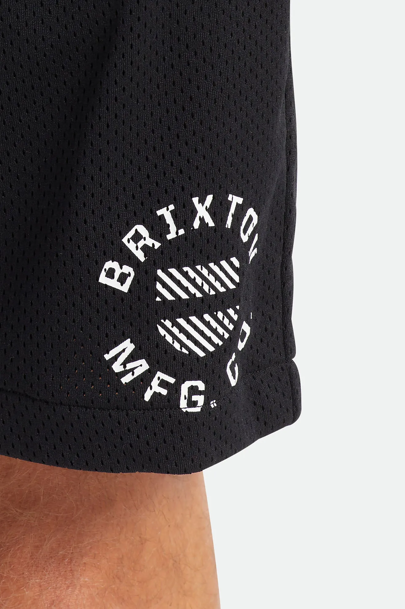 Shield Crest Mesh Short - Black