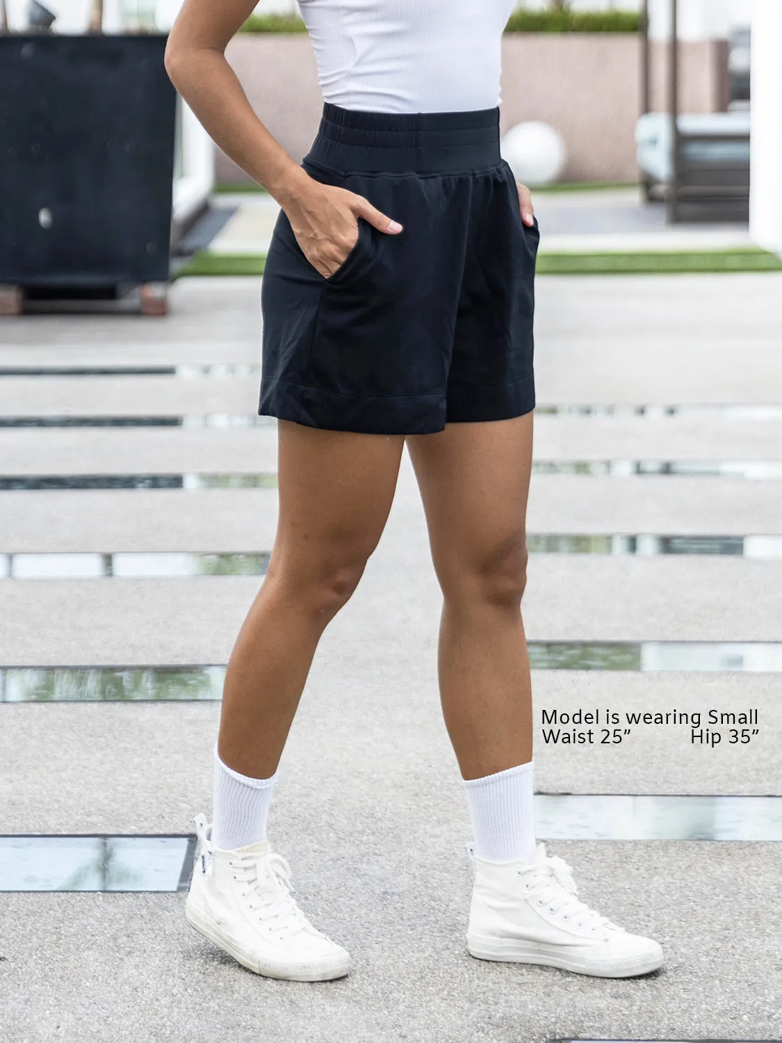 Shift Shorts- Black