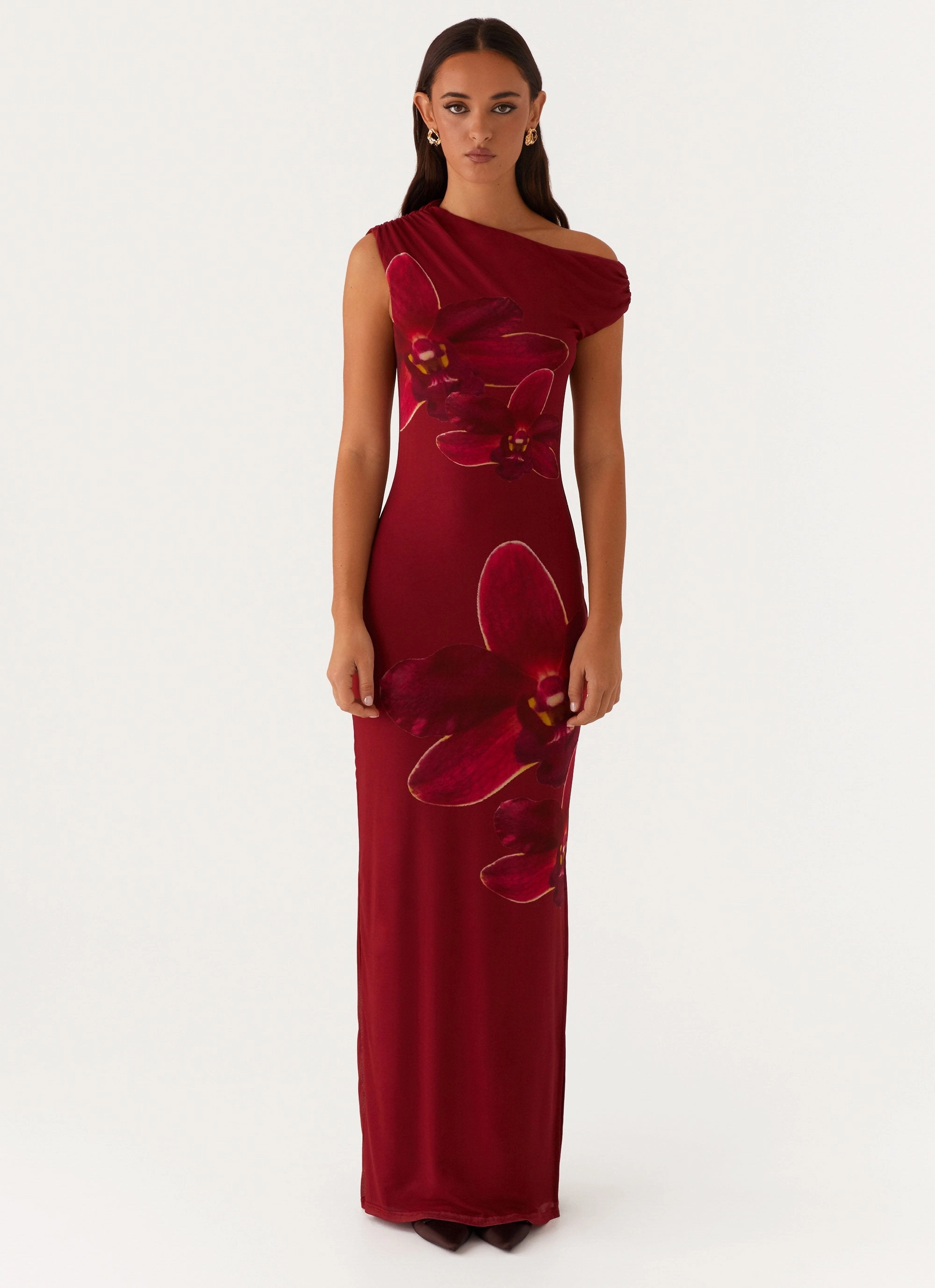 Showtime Maxi Dress - Maroon Sophisticated Cut