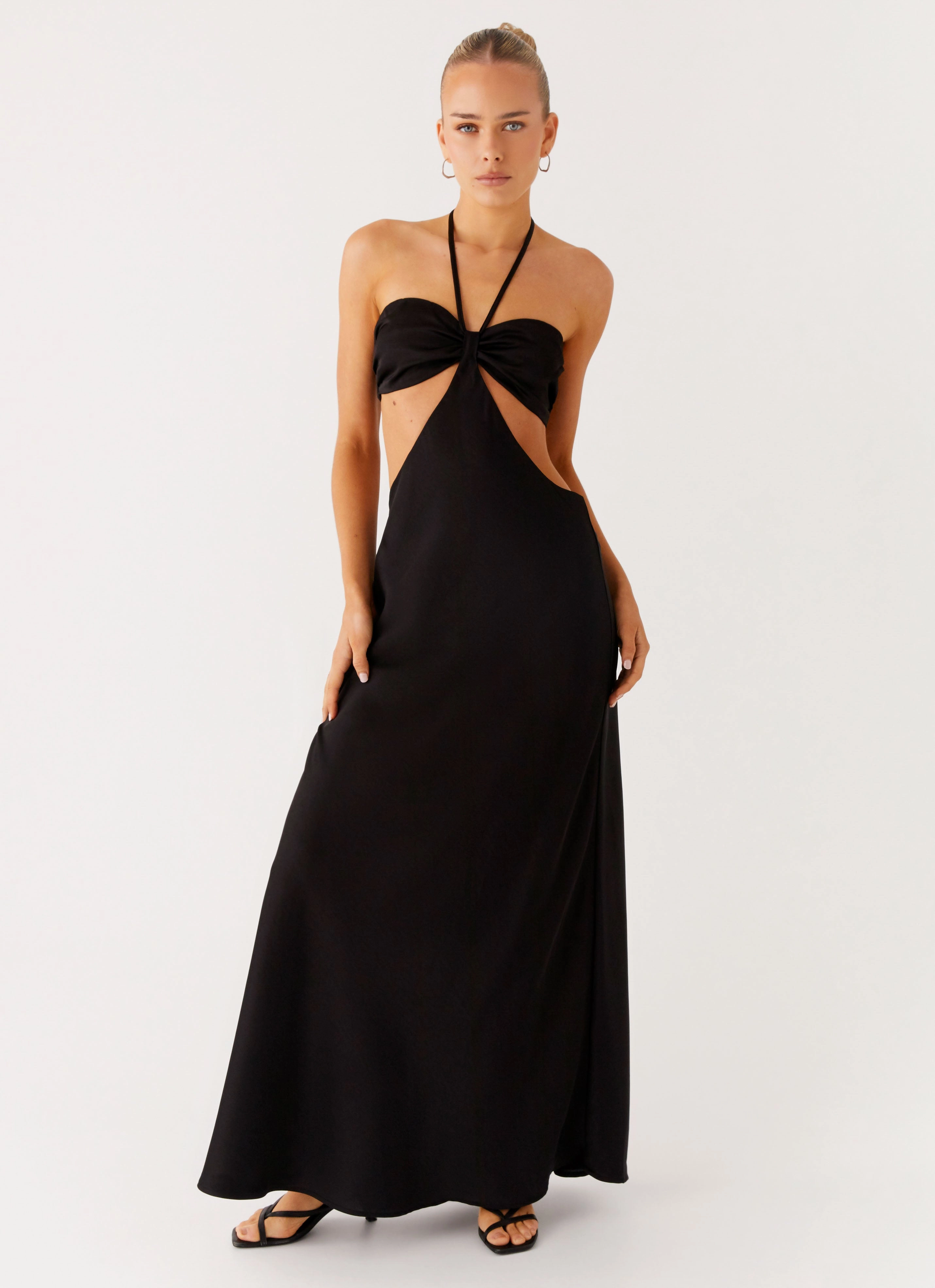 Curvy Glam Sweetheart Cut Out Maxi Dress - Black