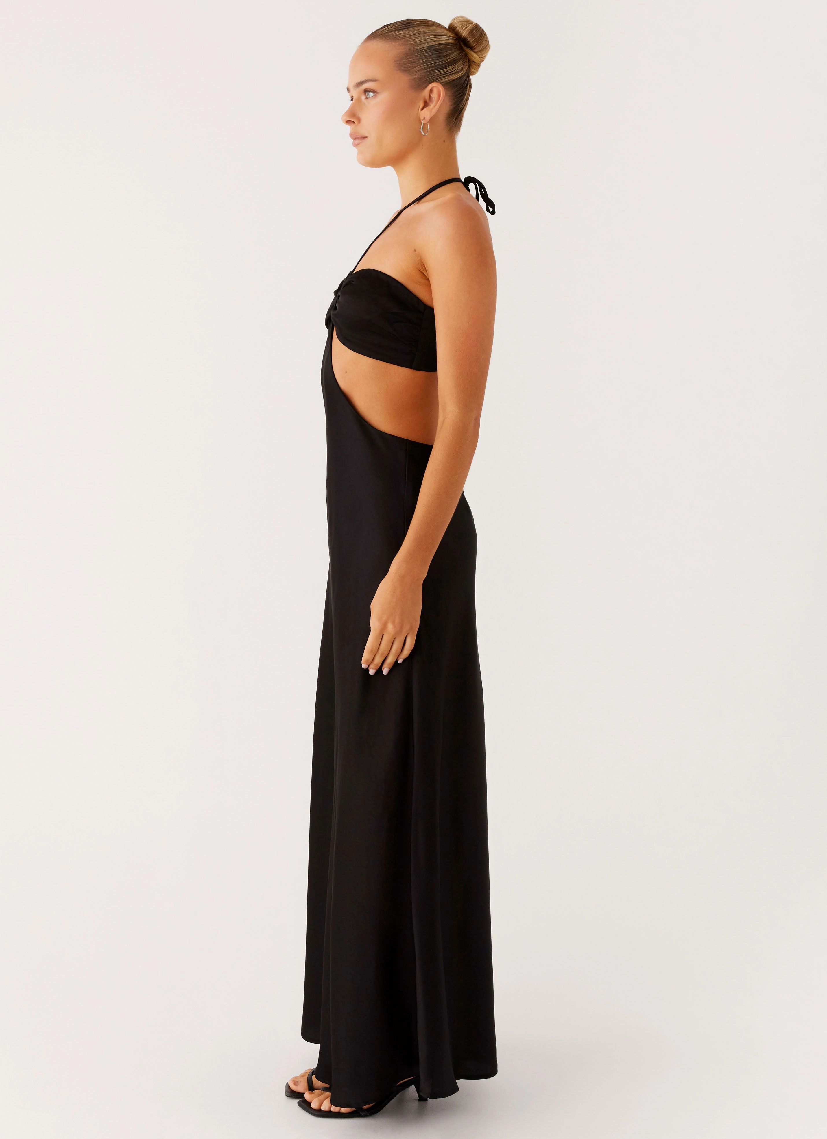 Comfortable casual dress Sweetheart Cut Out Maxi Dress - Black