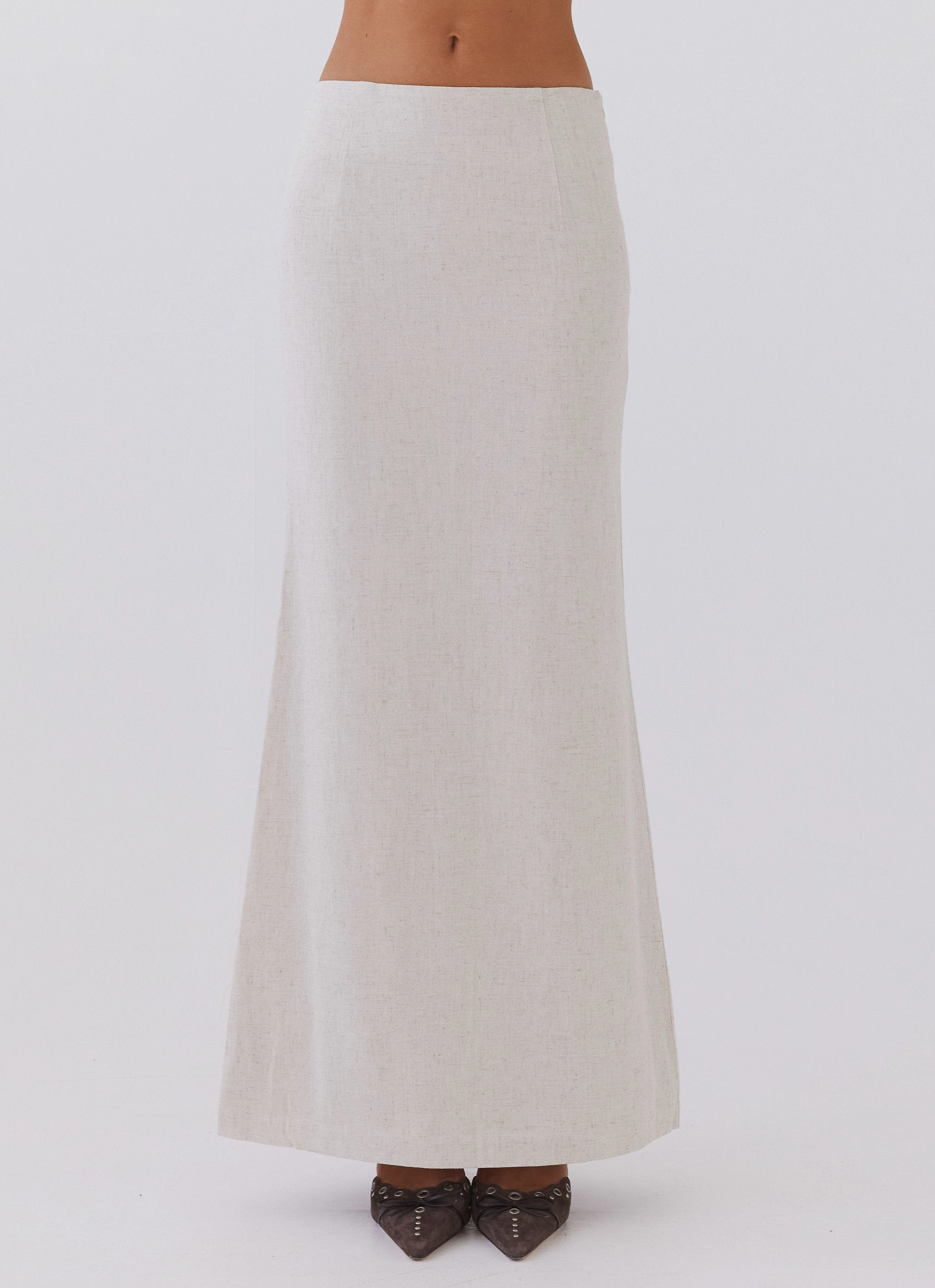 Born For Bordeaux Linen Midi Skirt - Oatmeal Flattering Look
