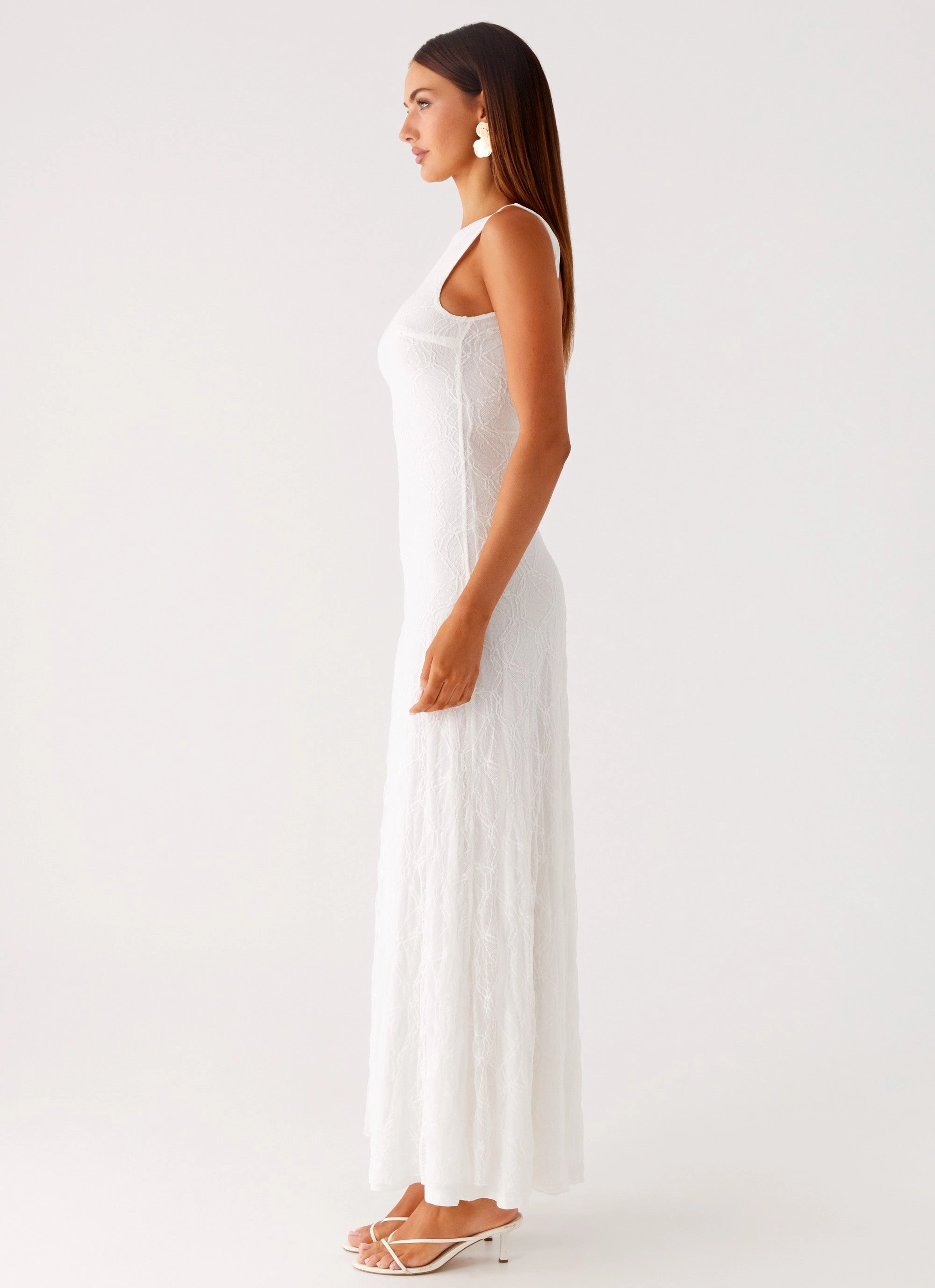 Flattering Waist Design Fit classic waist Embrace The Sun Maxi Dress - White