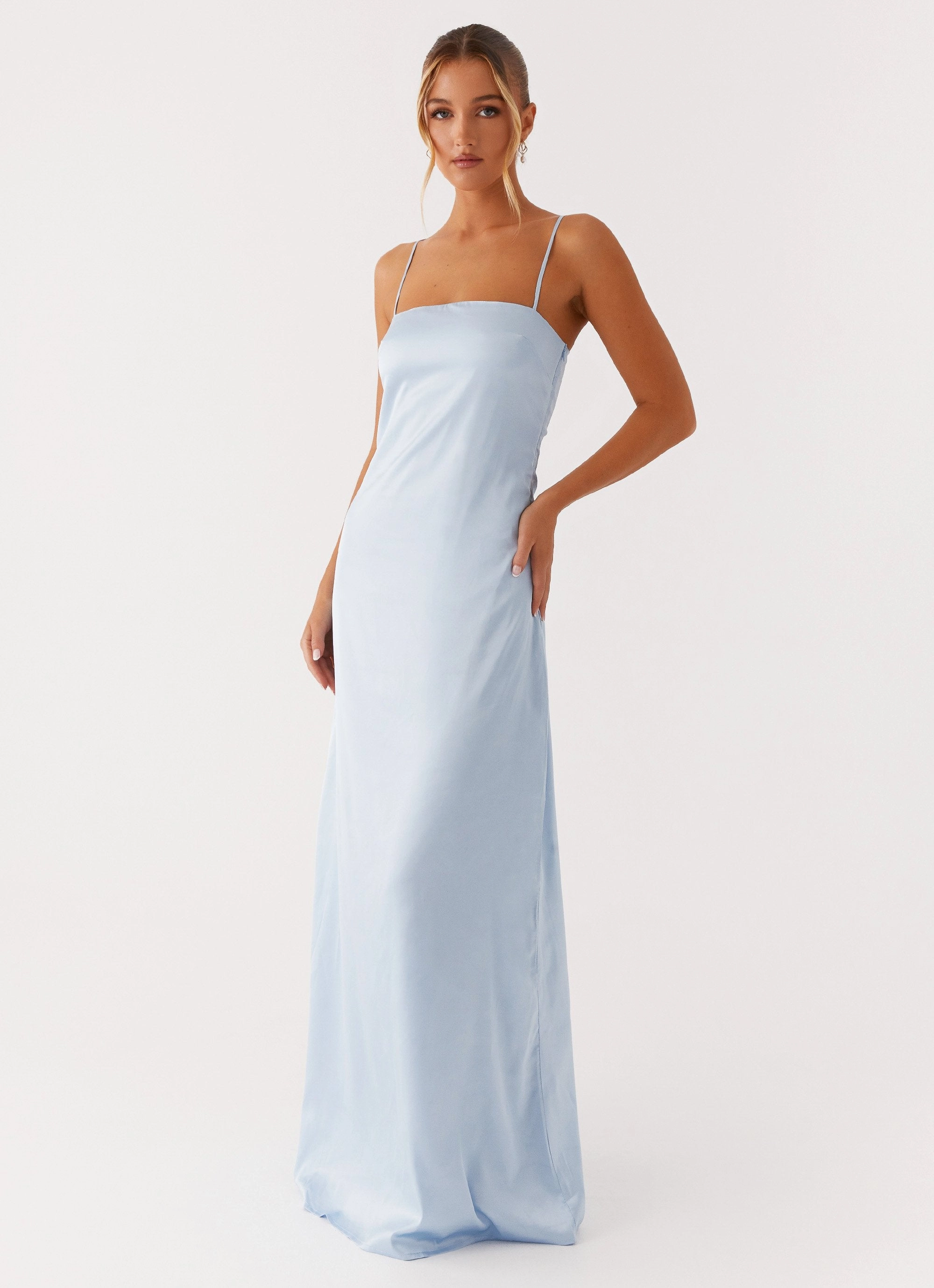 Aster Bloom Maxi Dress - Blue Feminine Energy