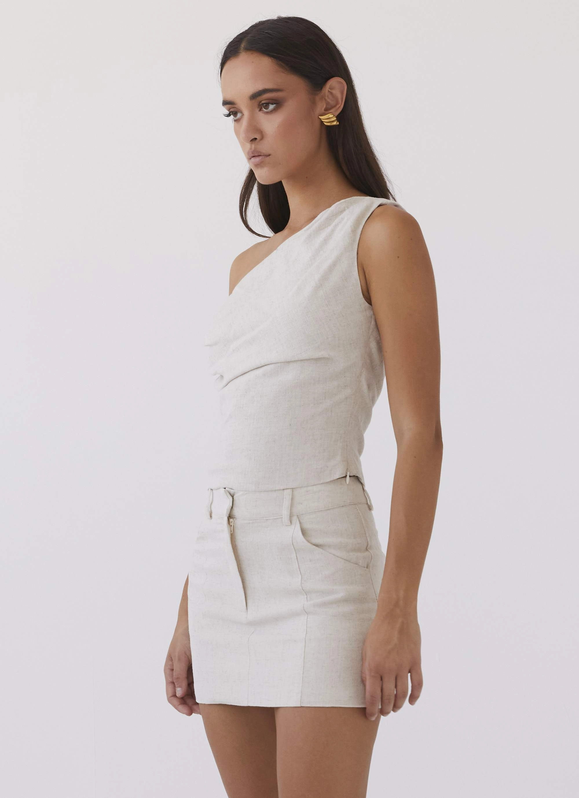 Practical Look Marissa Linen Mini Skirt - Oatmeal