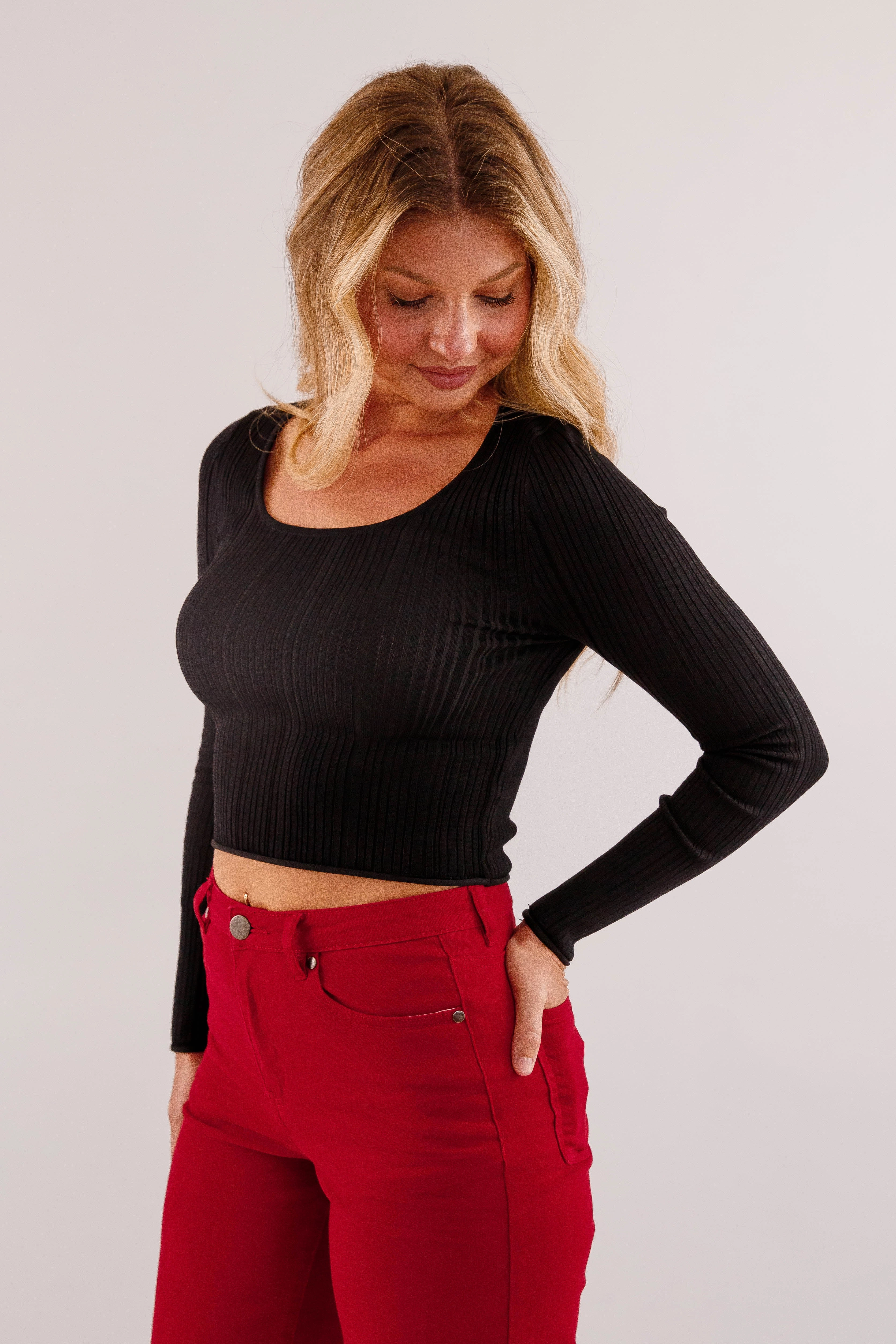 Thermal Insulation Layer Wrinkle Free Weave Sweet Sentiments Ribbed Top-Black