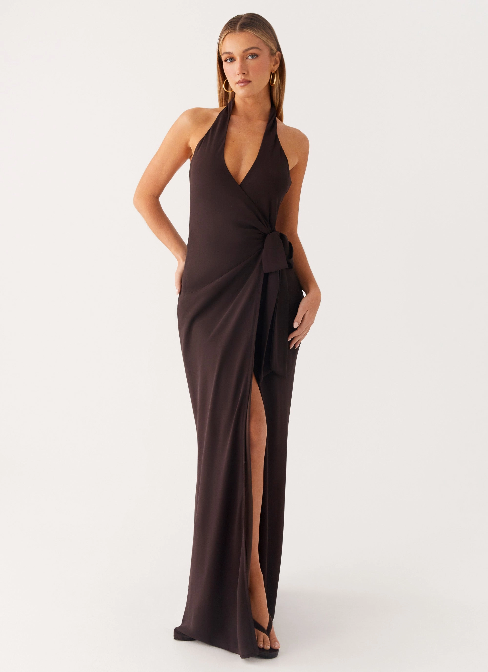 So Chic Maxi Dress - Cool Chocolate Bright-colored piece Clean Tone