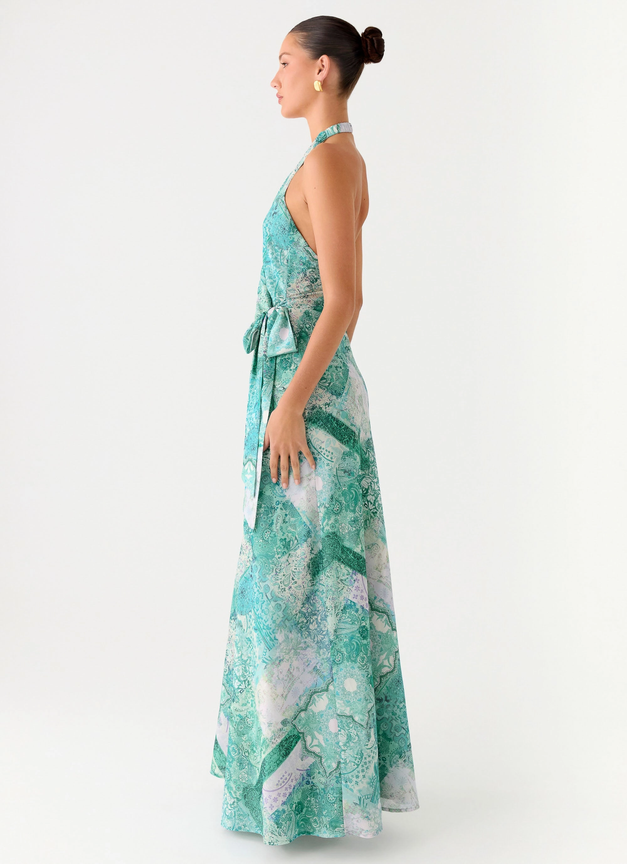 So Chic Maxi Dress - Green Paisley Smooth Surface