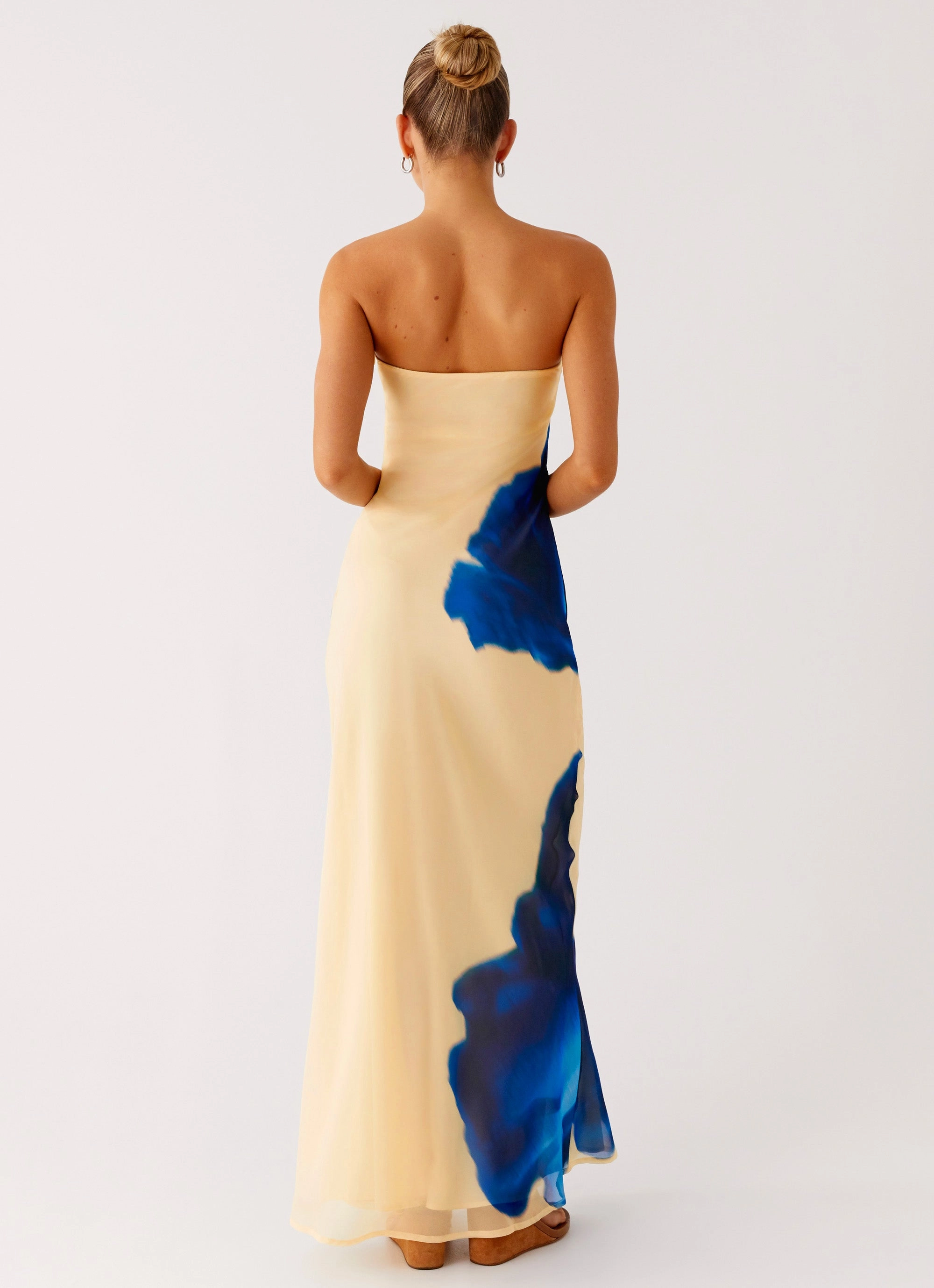 Fashion Look Effortless Touch So You Say Strapless Maxi Dress - Heirloom Floral