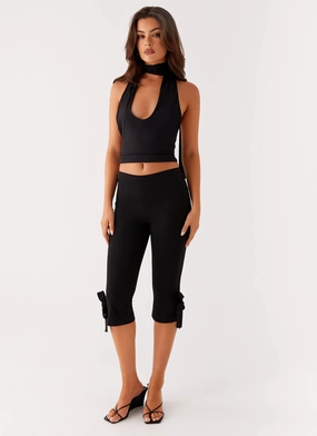 Takeover Capri Pants - Black Sustainable Fabric
