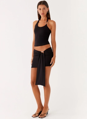 Lucent Mini Skirt - Black Daily Style Minimalist Look