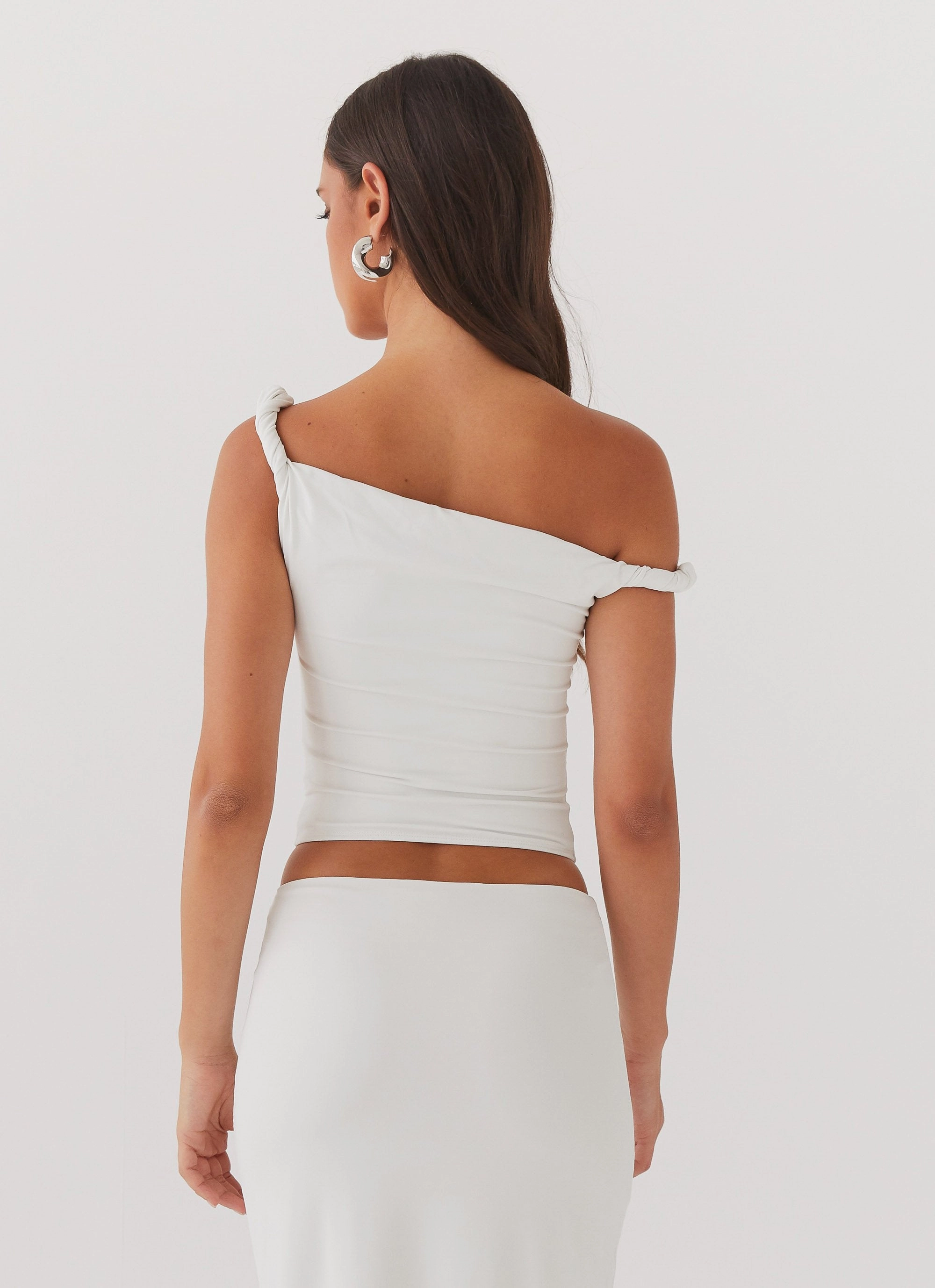 High Density Knit Solace Soul Twist Shoulder Top - Ivory