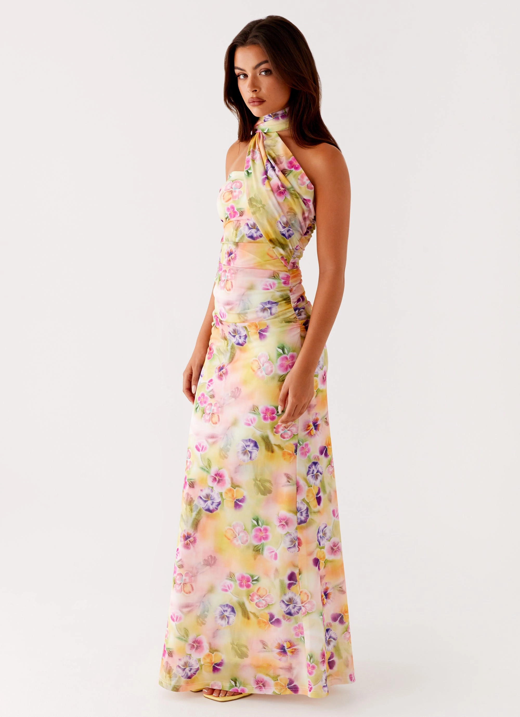 Crisp Look Bright Accent Songbird Maxi Dress - Sunburst Floral