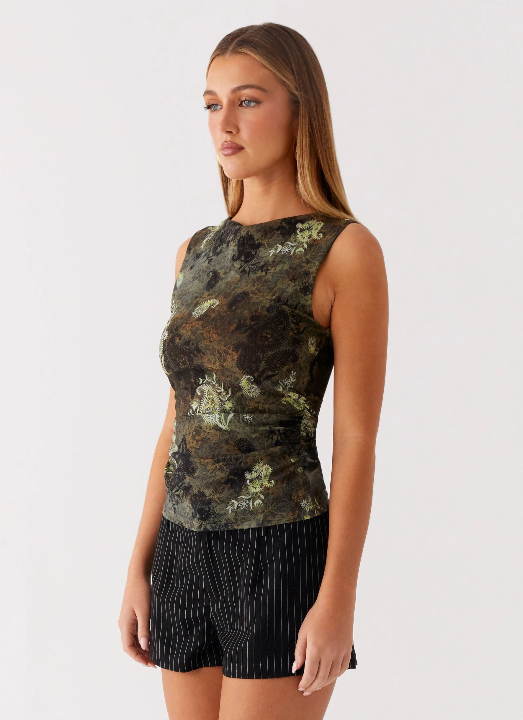 Lux Tank Top - Cyber Floral QuickDryConstruction RibbedTrim