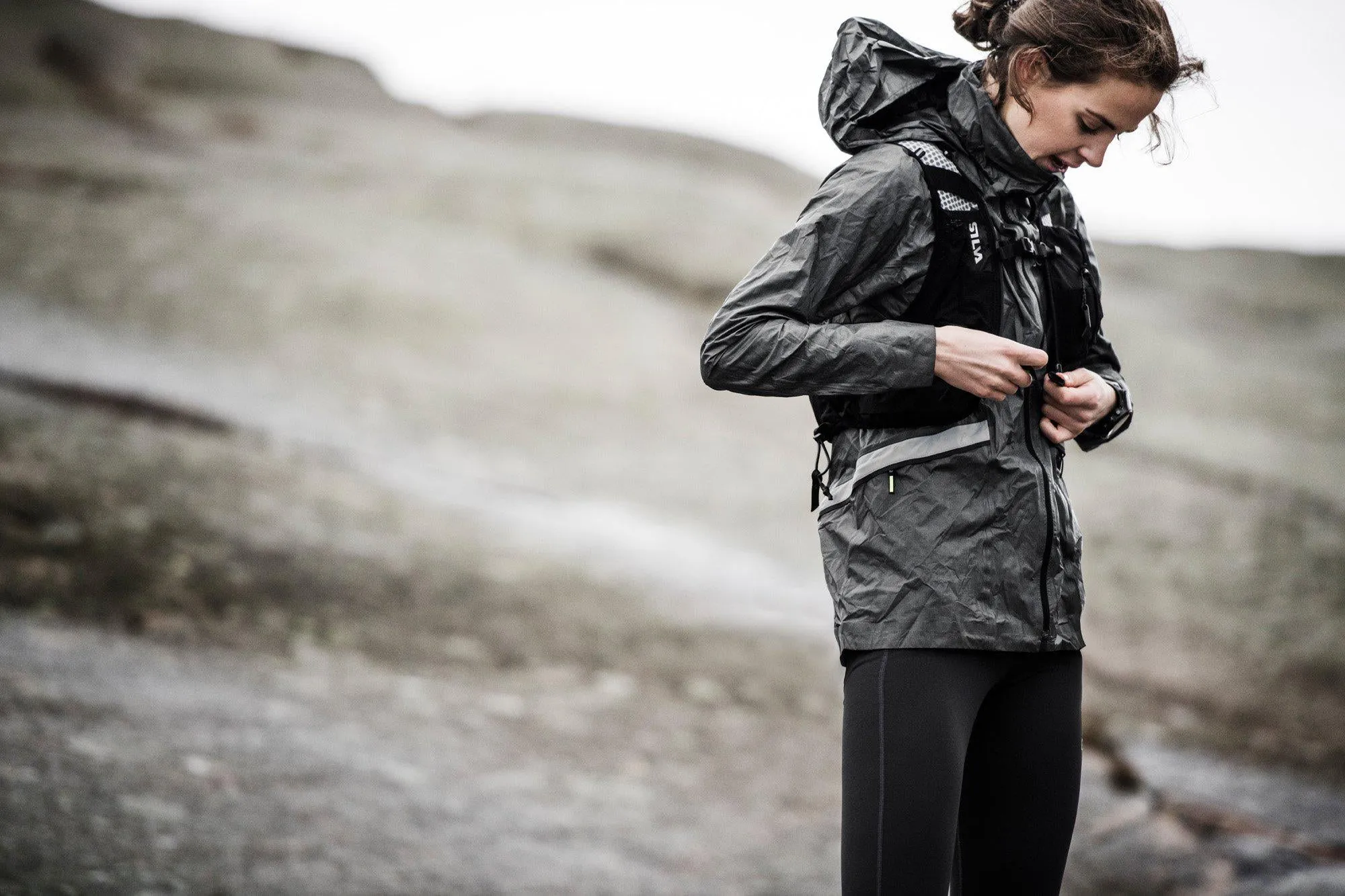 Strive Light Black 5
