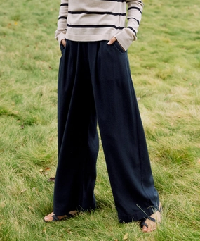 StainResistantFinish HiddenDrawcord Relaxed Trouser