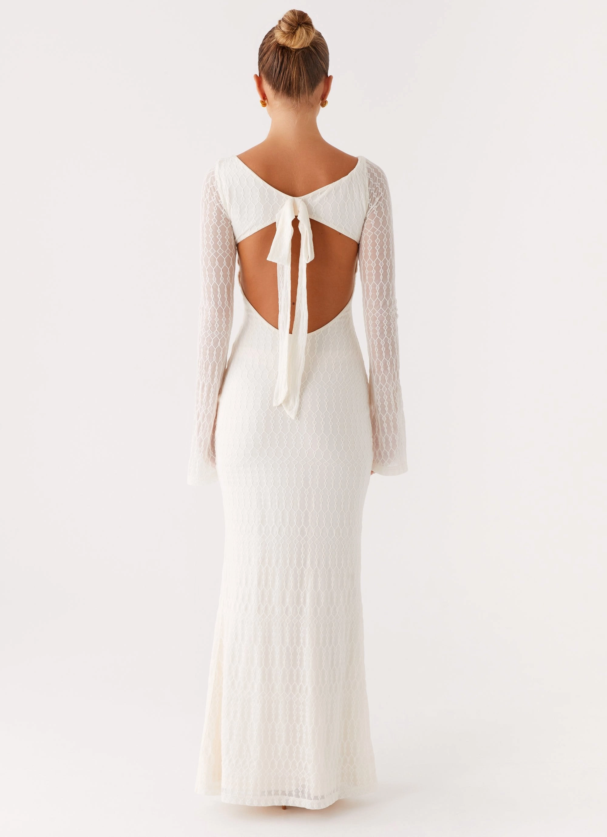 Red Carpet Urban Cool Ethereal Long Sleeve Maxi Dress - Ivory