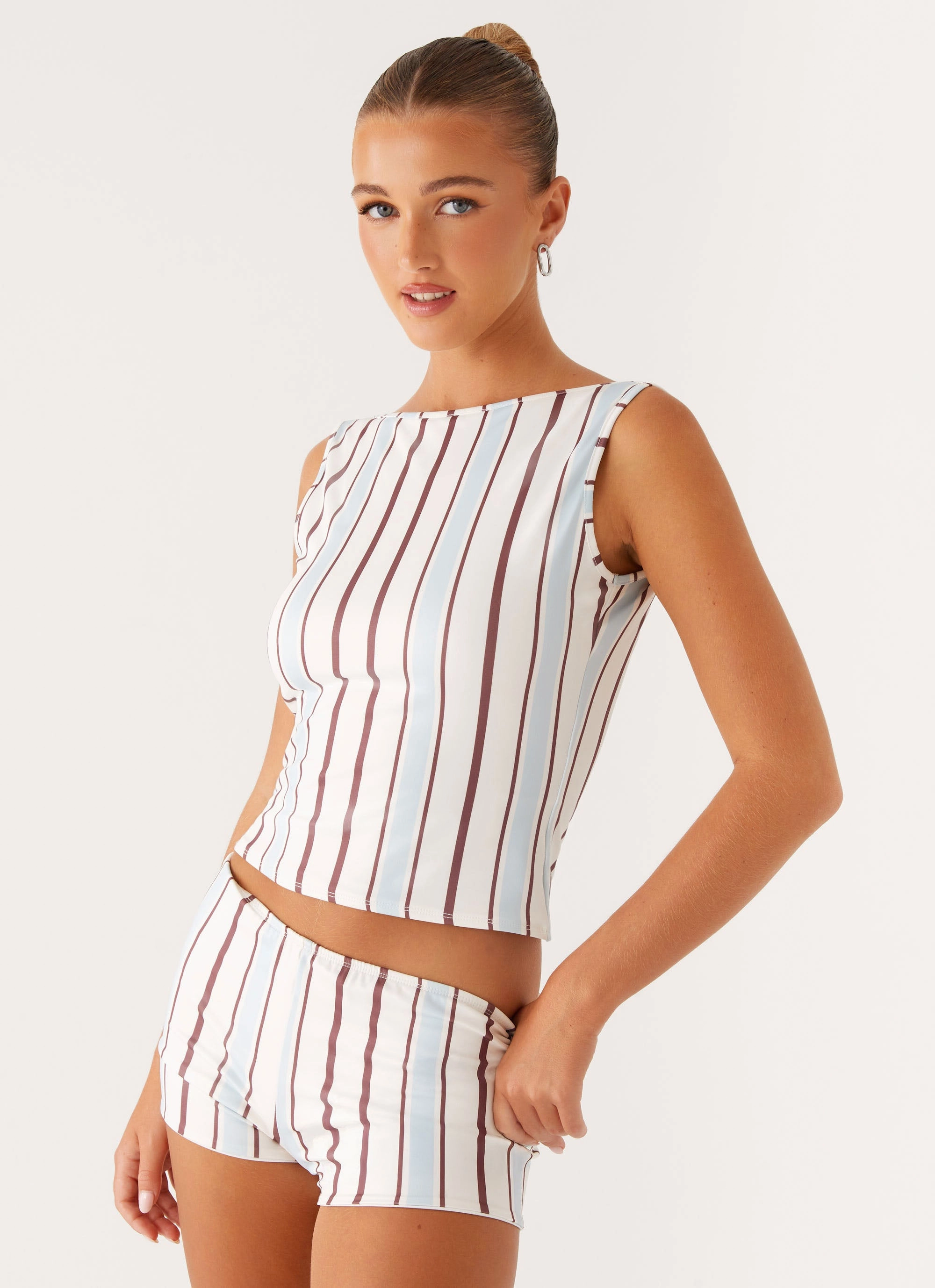 Relaxed Crew Neck Opening Light Fabric Sun's Out Tank Top - Blue Stripe