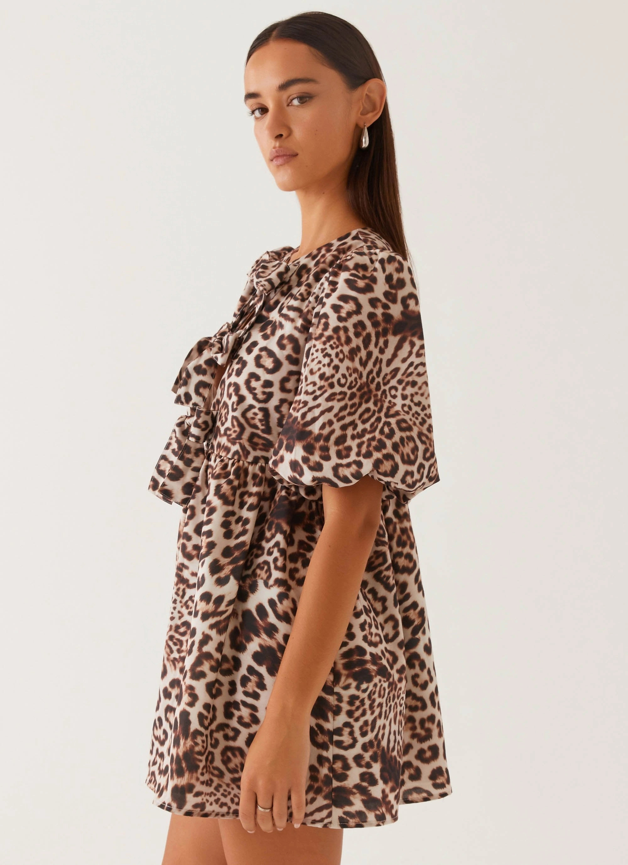 Climate-Adaptive Western Wind Tie Mini Dress - Leopard
