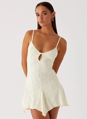 Comfortable Waist Design Fit Surry Mini Dress - Yellow