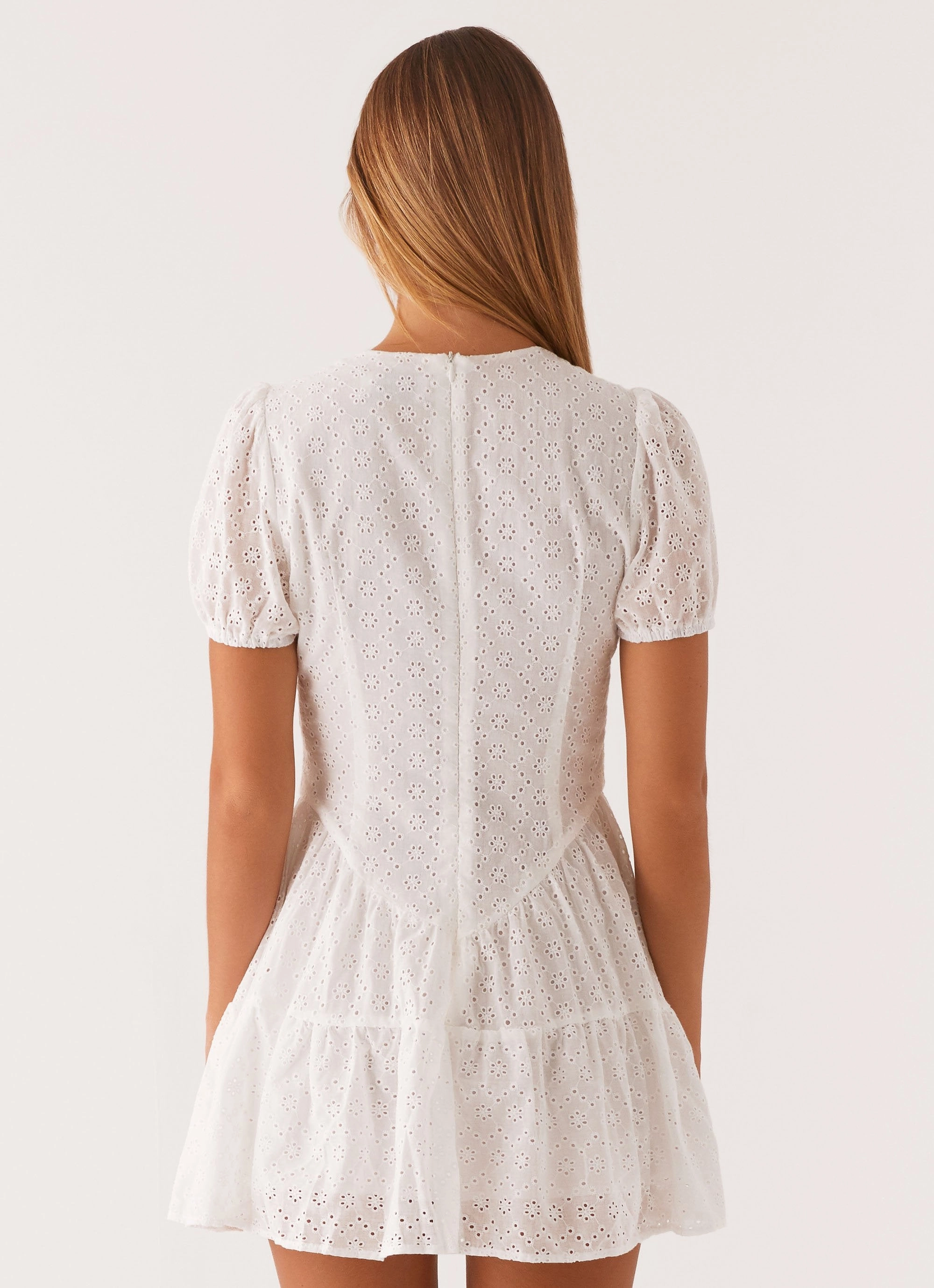Sweetness Mini Dress - White Subtle Comfort