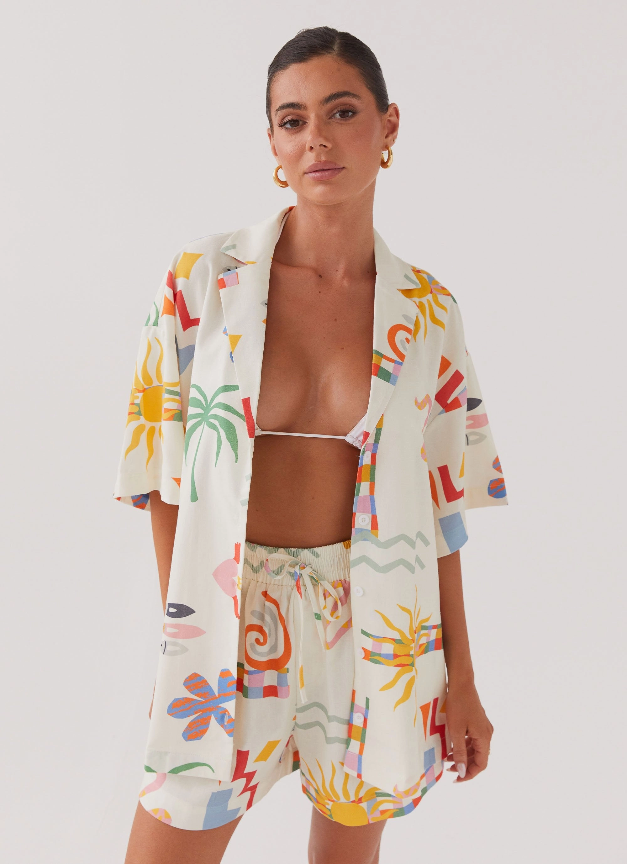 Cool Tone Convertible Sleeves Tallulah Linen Shorts - Summer Palm