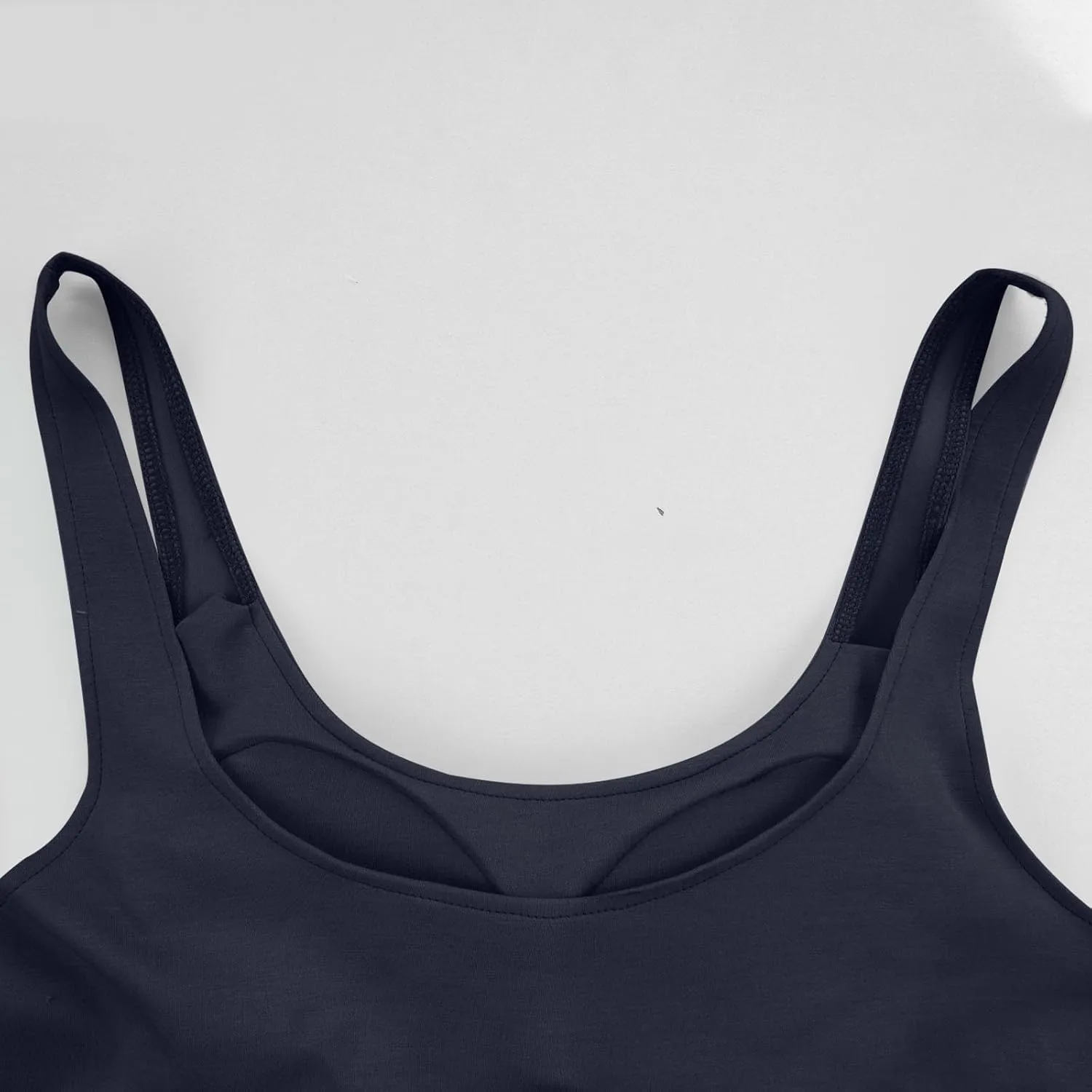Tank Top with Built in Bra for Women Casual Summer Sleeveless Gym Crop Tops U Neck Workout Athletic Yoga Shirts