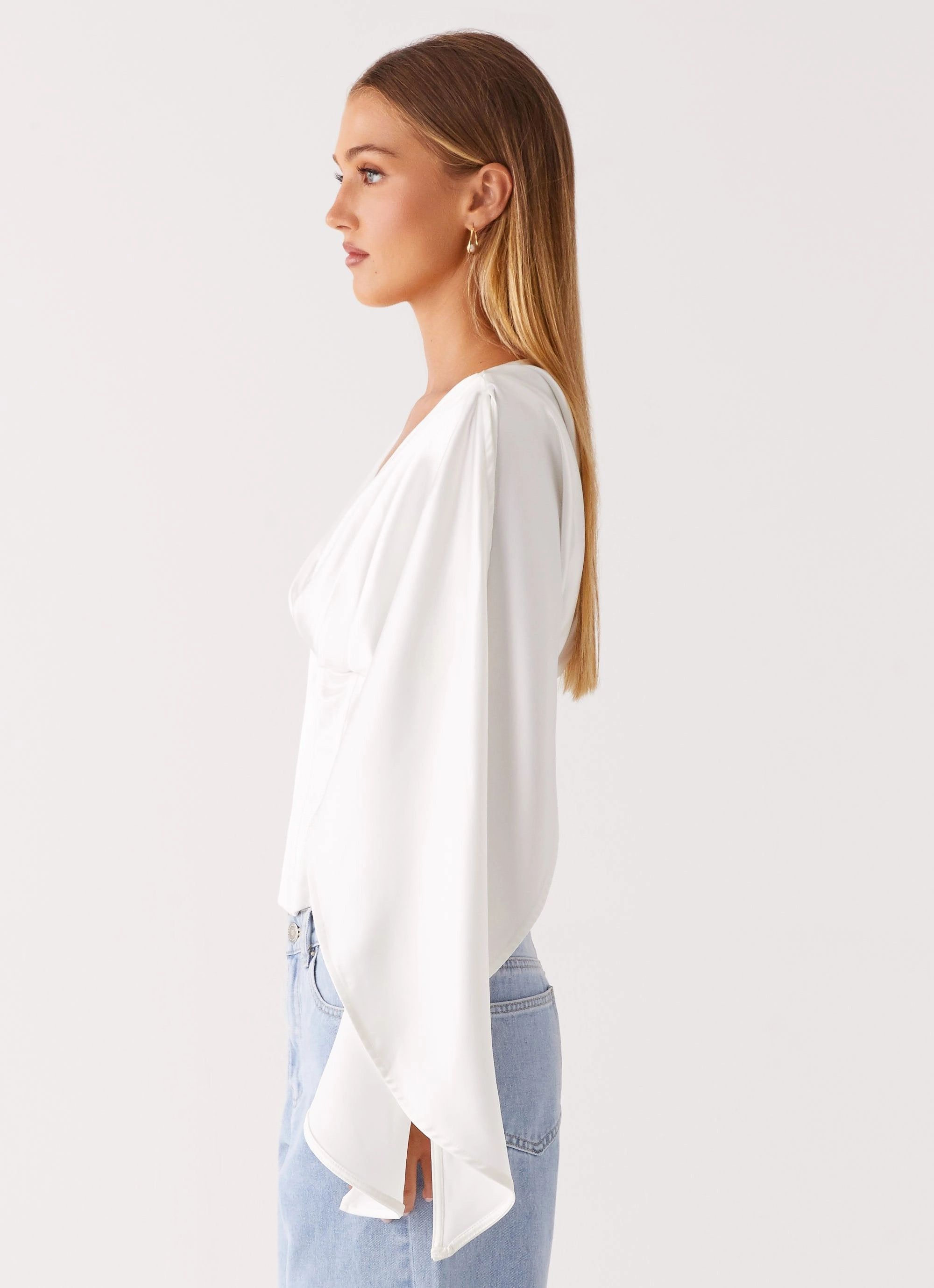 WrinkleResistantTextile CompressionTechnology Jennifer Long Sleeve Corset - Ivory