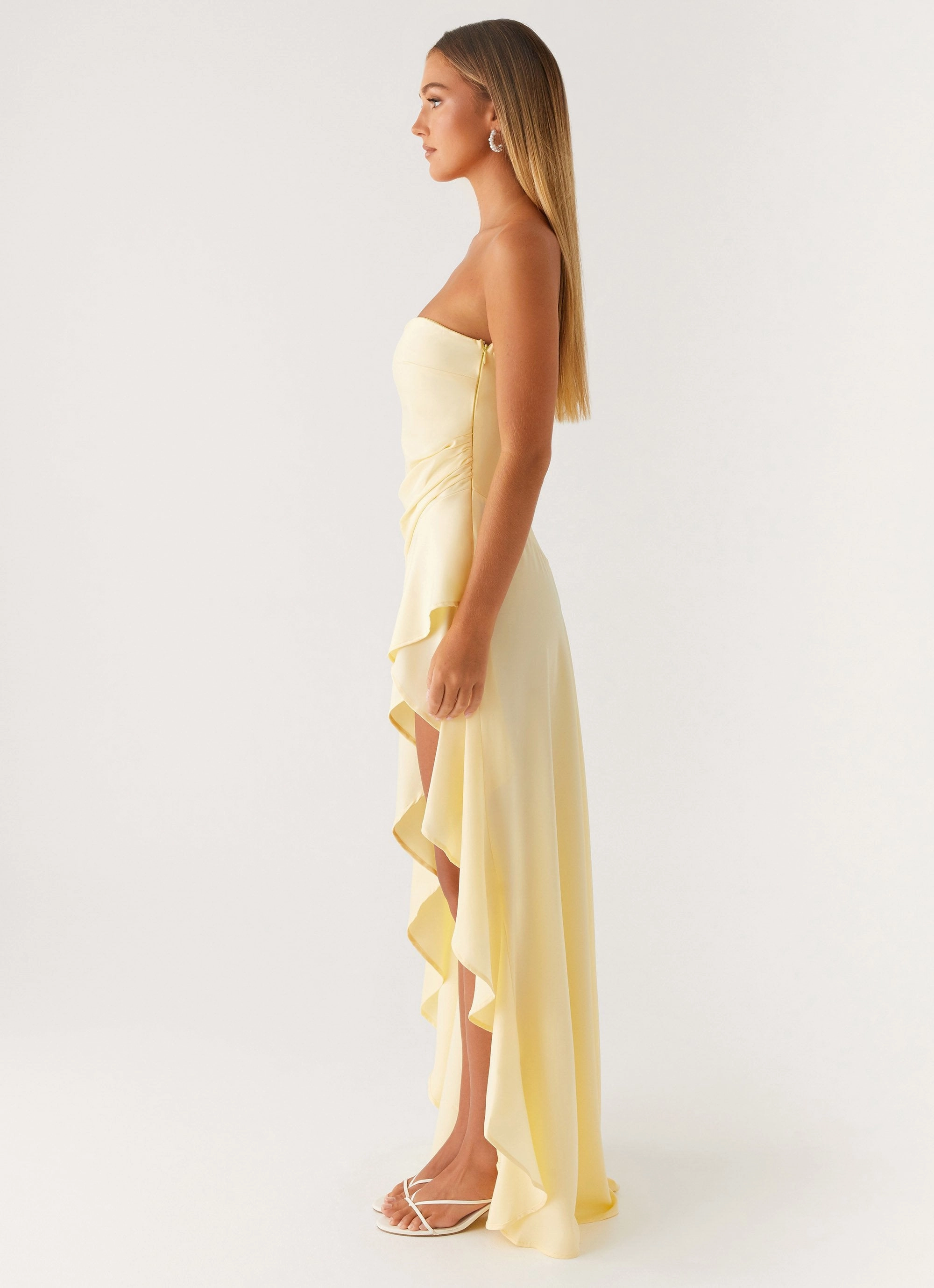 Adjustable-Length Flexible Fabric Bodie Maxi Dress - Pastel Yellow
