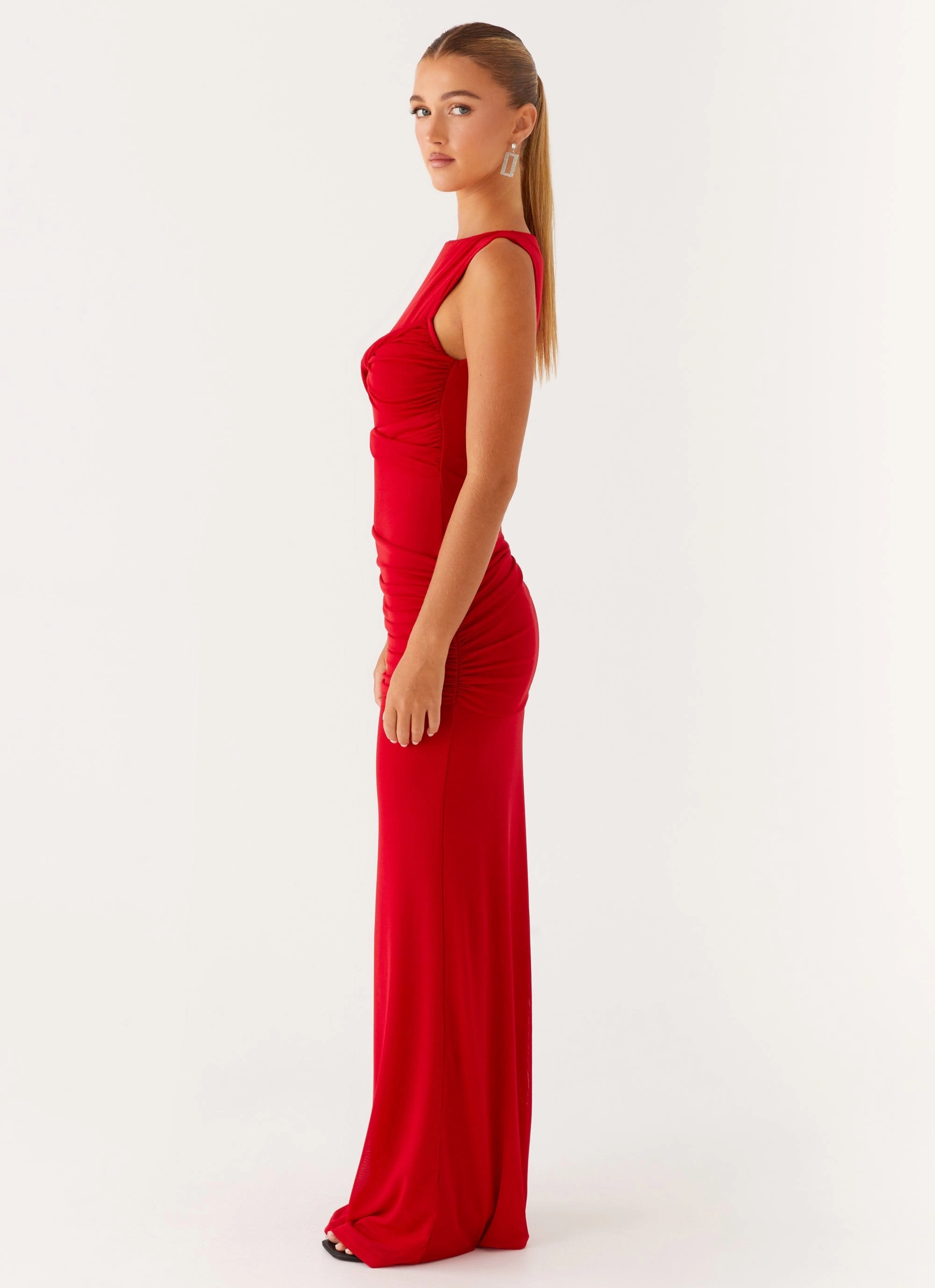Missy Maxi Dress - Red Mesh Soft Sharp Look