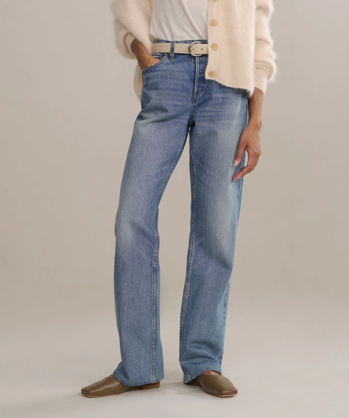The Standard Zip Pocket Flattering Style