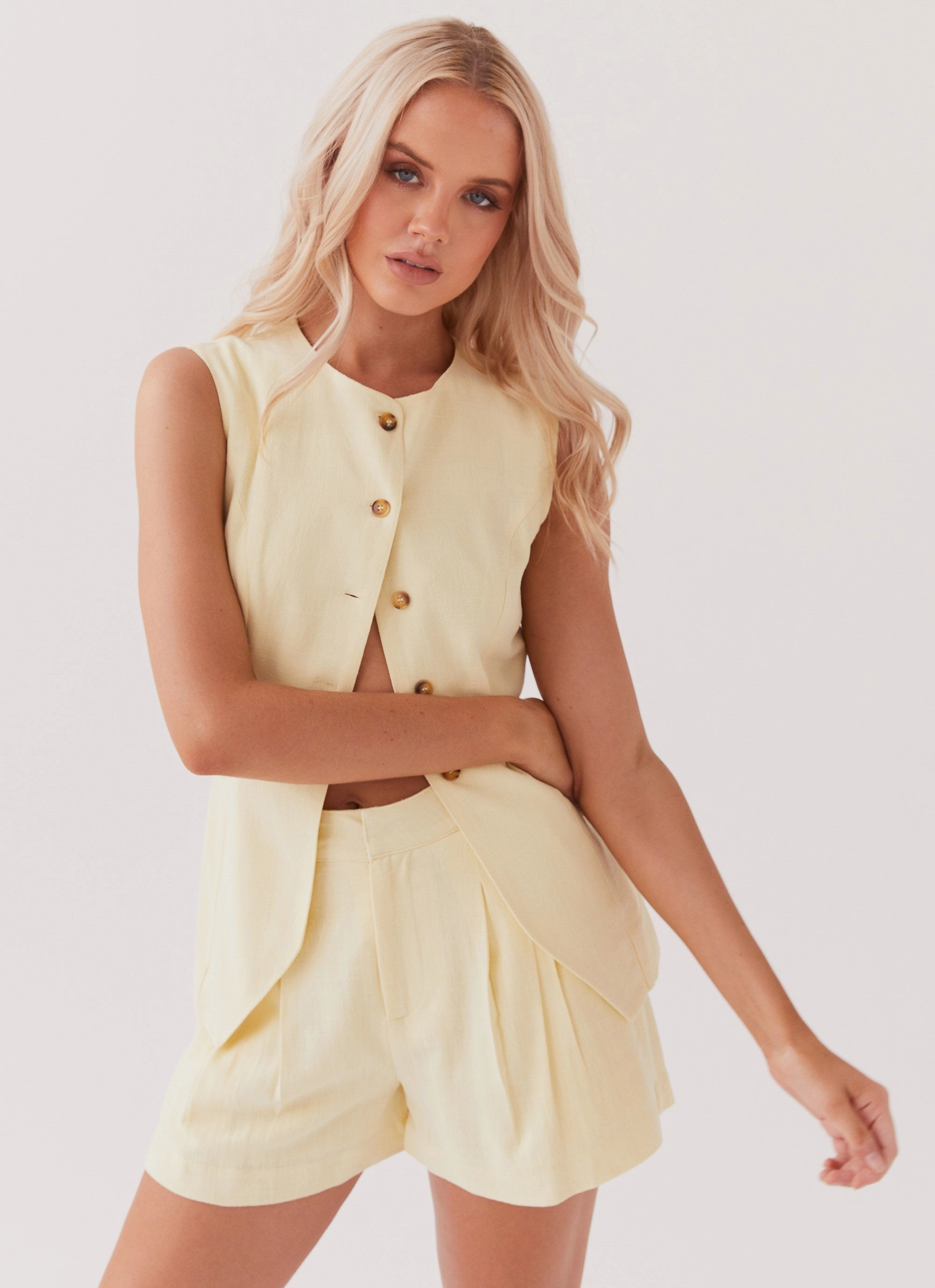 RubberizedGrip Born For Bordeaux Linen Vest - Lemon