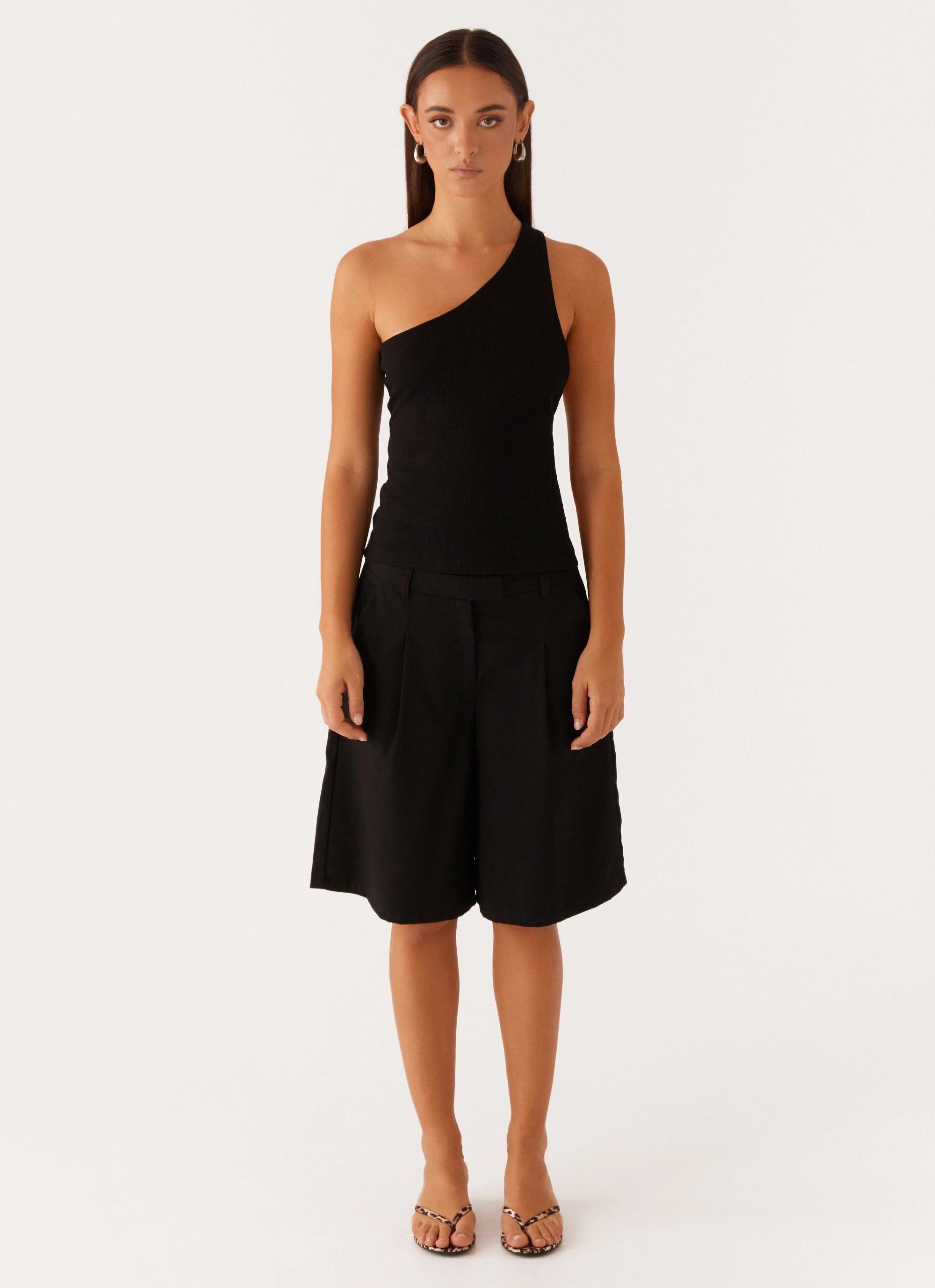 LaserCut Edges TurtleneckDesign Safiya One Shoulder Top - Black