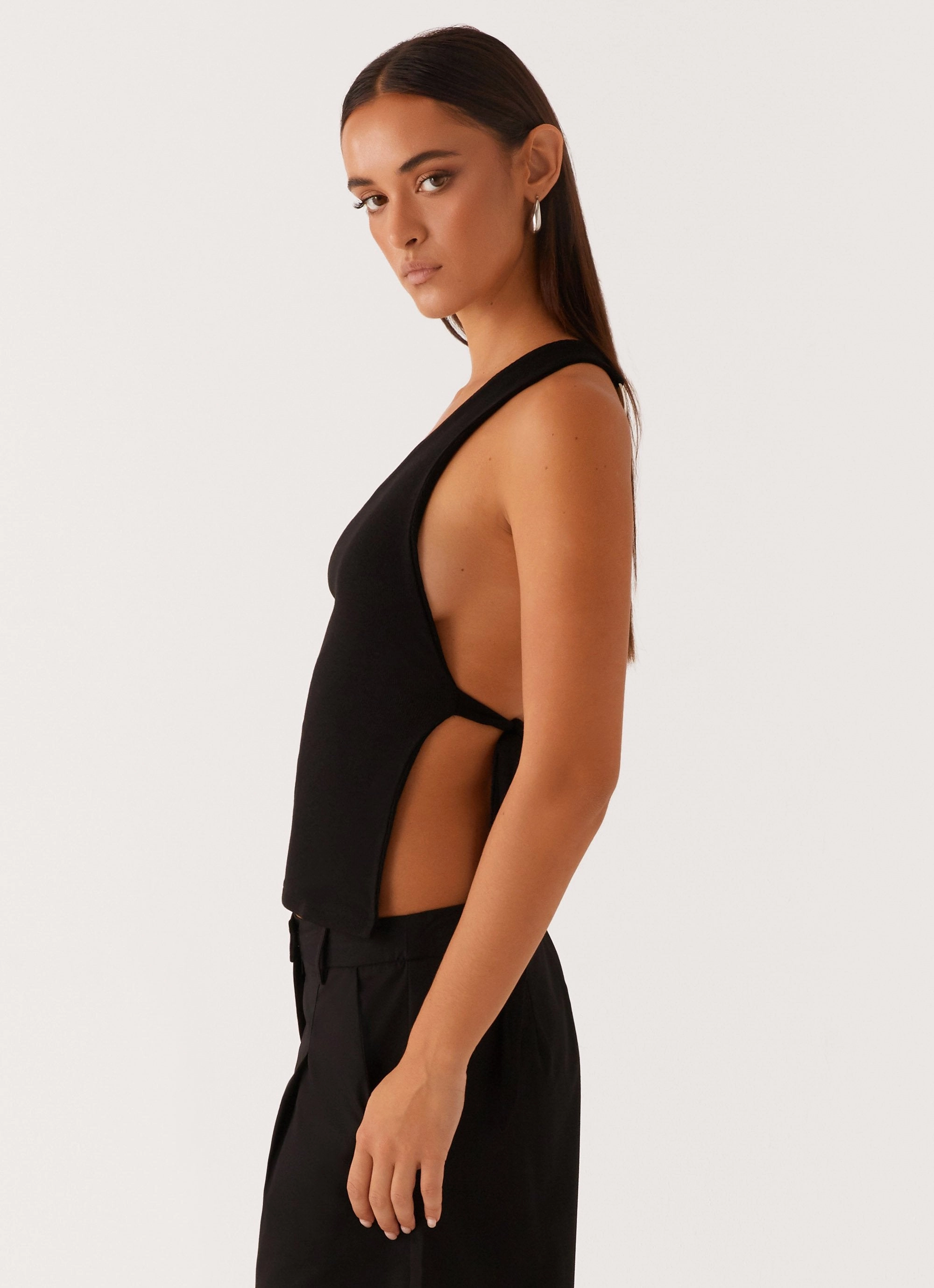 Safiya One Shoulder Top - Black Non Iron Fabric