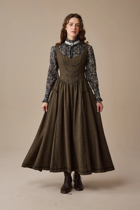 Thistle 26 |Wool corset dress with Metal Chain AntiPillingSurface