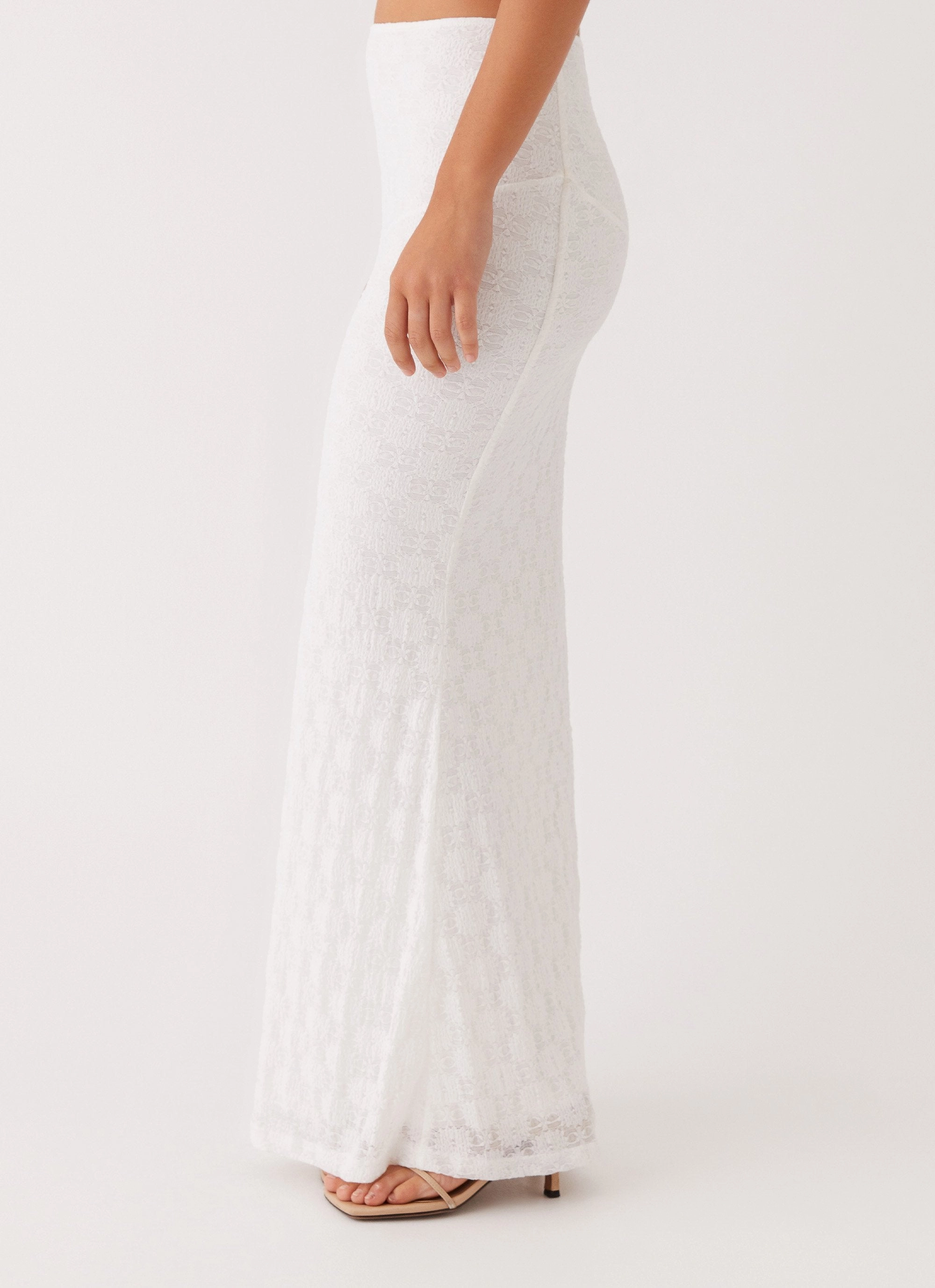 Issey Maxi Skirt - White Lightweight Weave