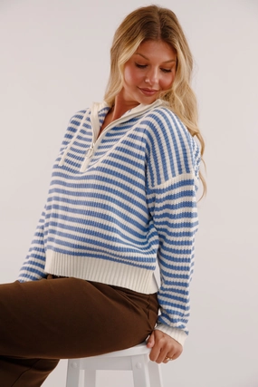 Relaxed Top EcoFriendlyTexture Giving Compliments Pullover-Blue
