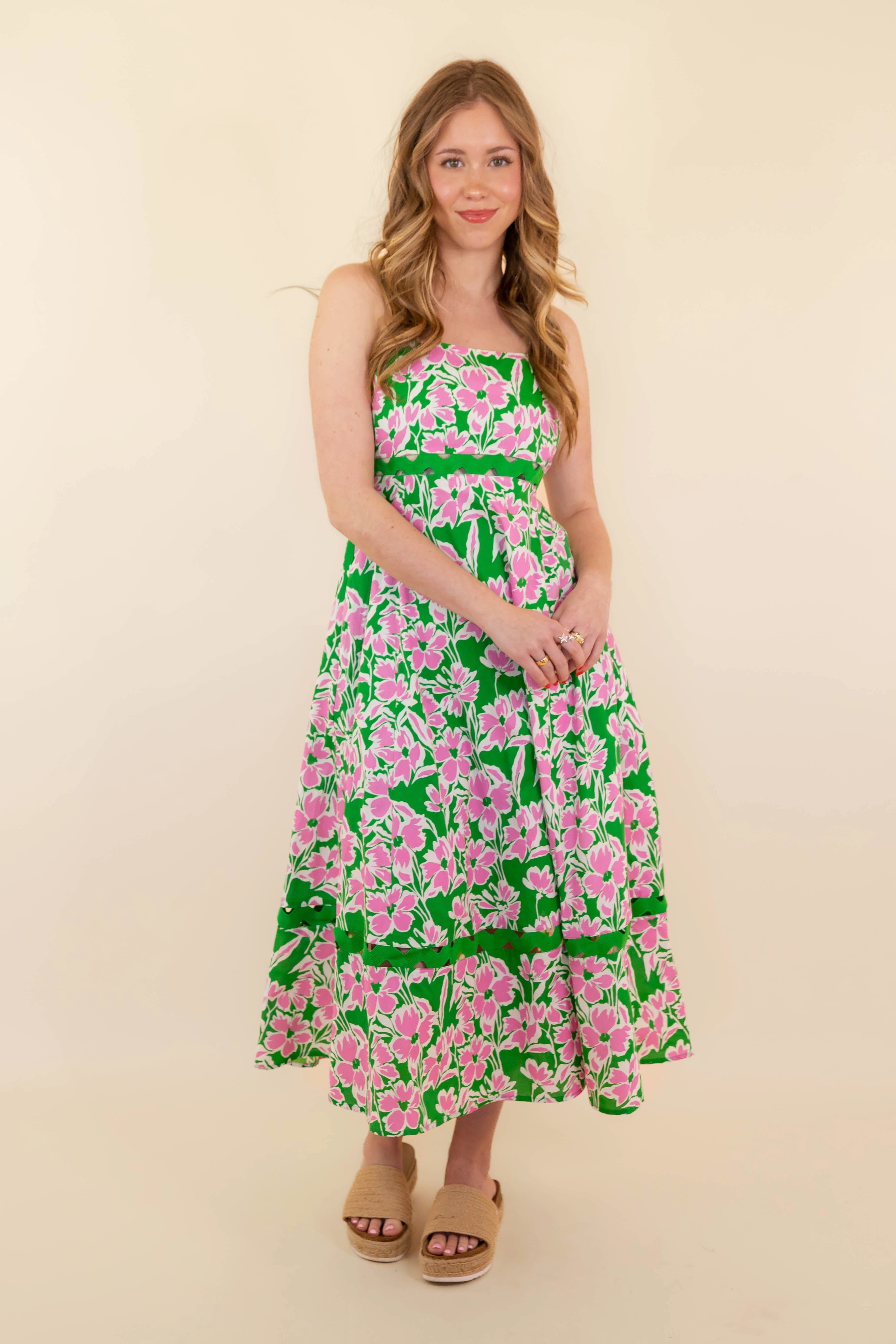 In This Moment Maxi Dress Wrinkle-Resistant Style Ease