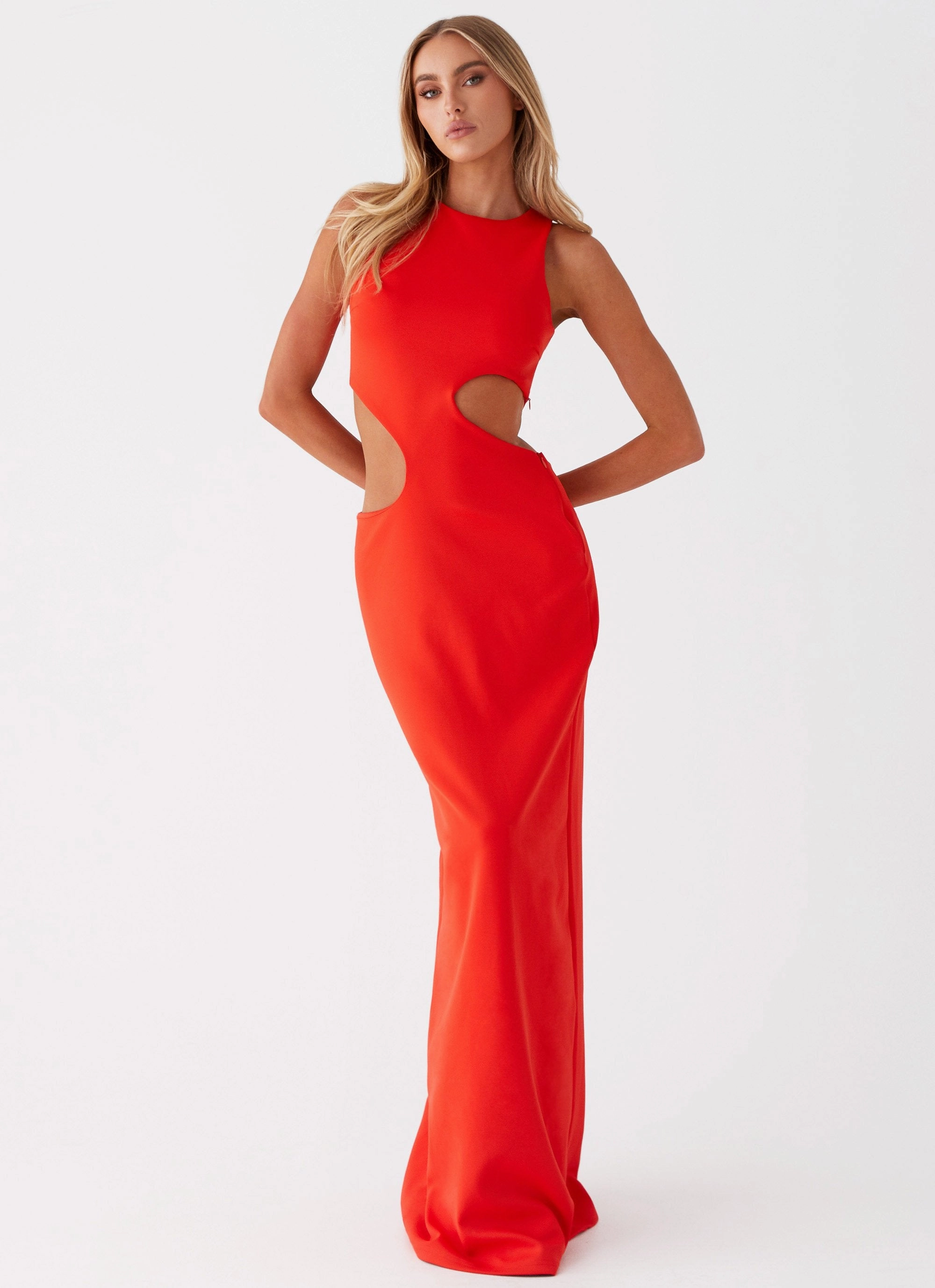 Winter-Season Comfortable Layer Vaeloria Maxi Dress - Red