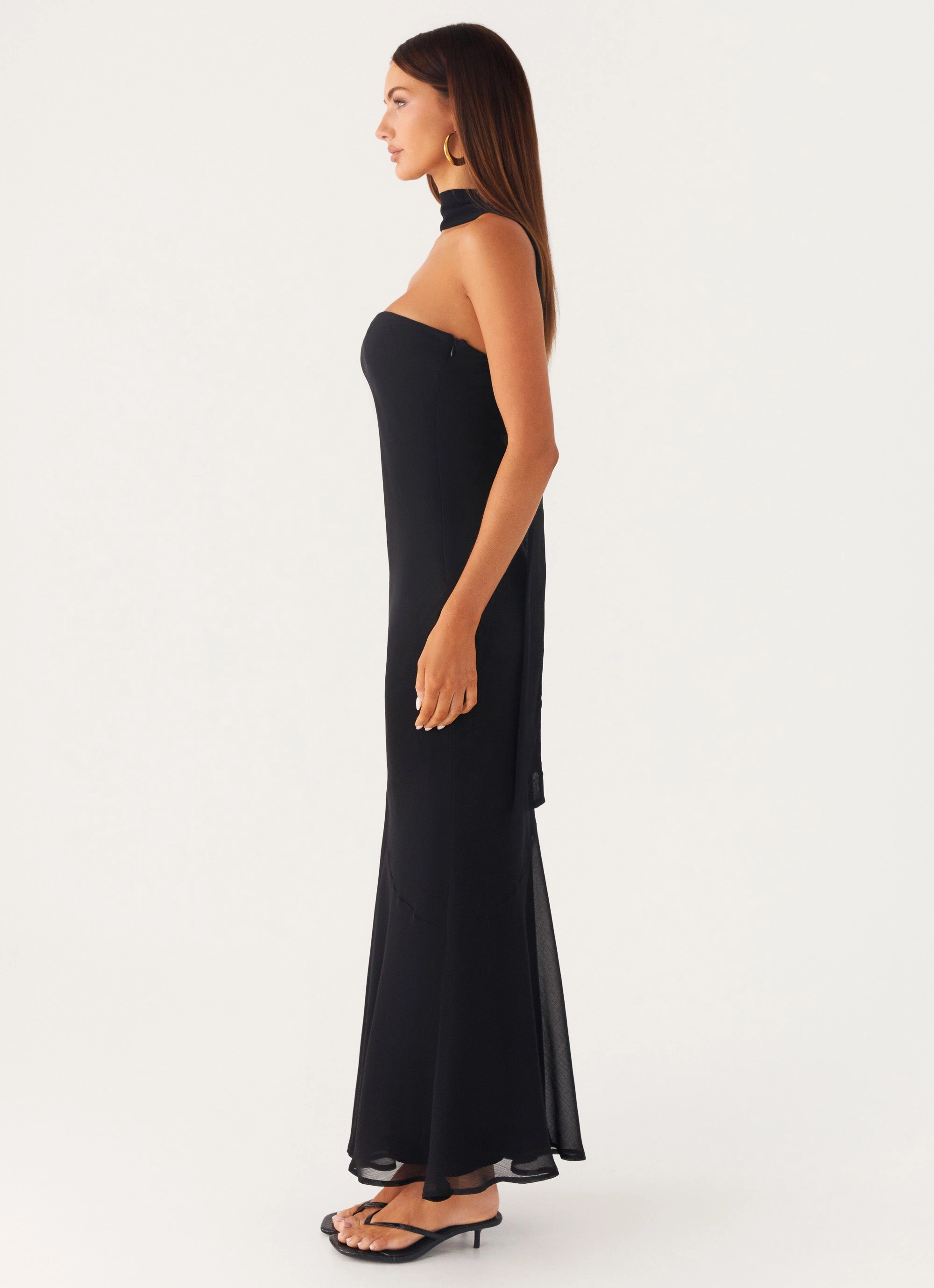 Under the Pagoda Maxi Dress - Black Perfect Shape Coral Soft