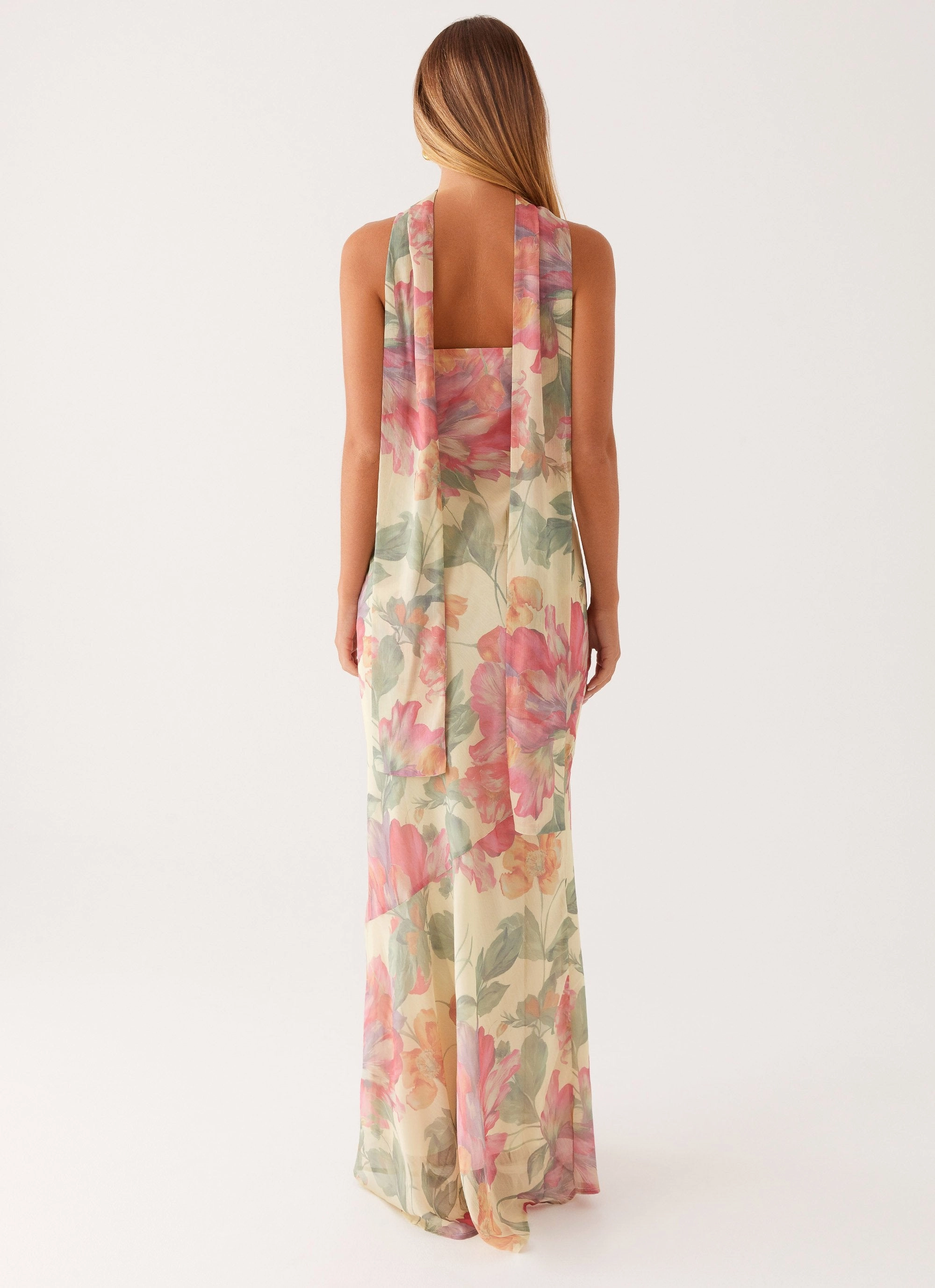 Under The Pagoda Maxi Dress - Yellow Peony Sleek Form Sharp Mood
