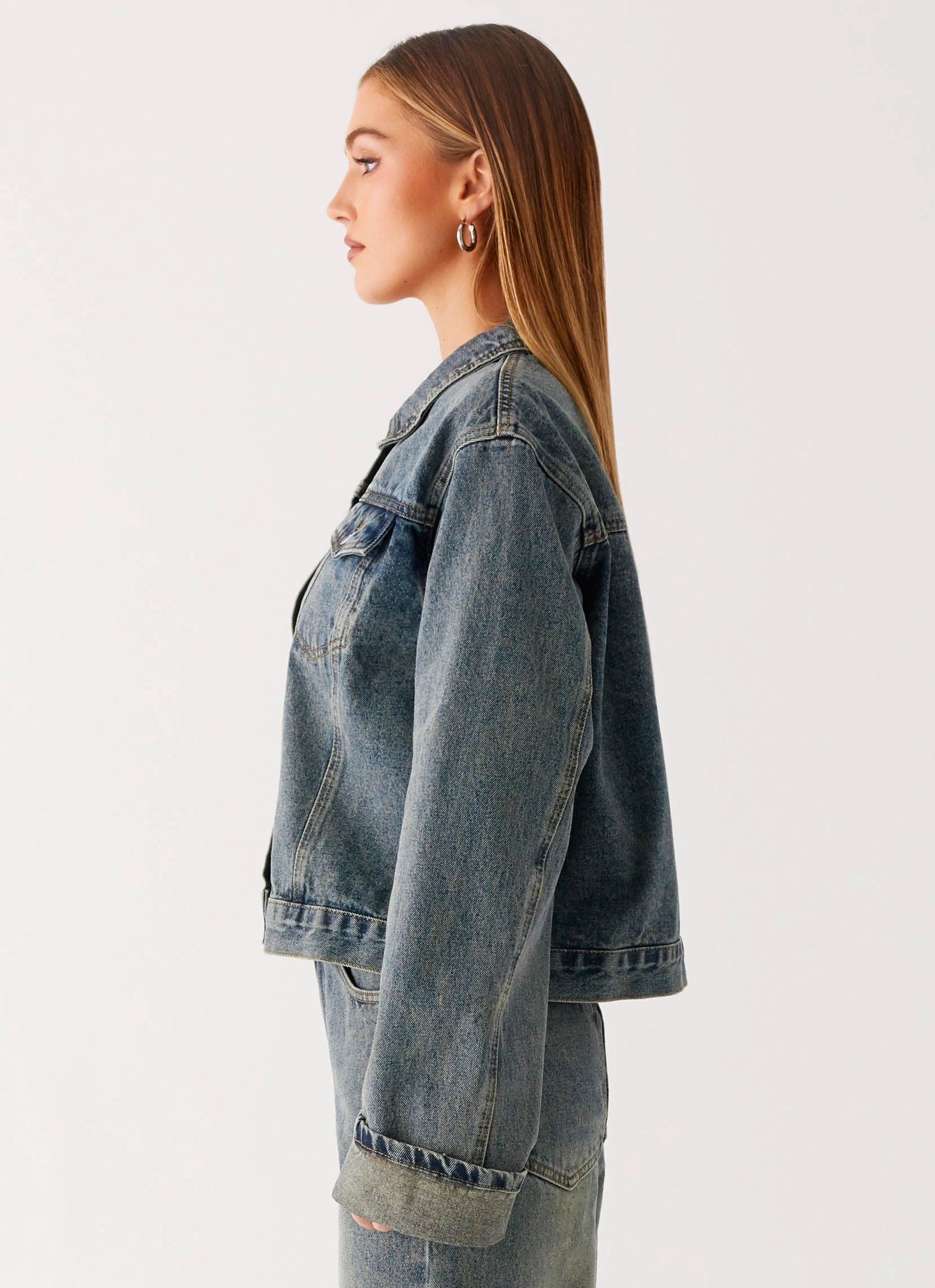 abrasion resistant coating Casual Staple Back Again Oversized Denim Jacket - Dirty Wash