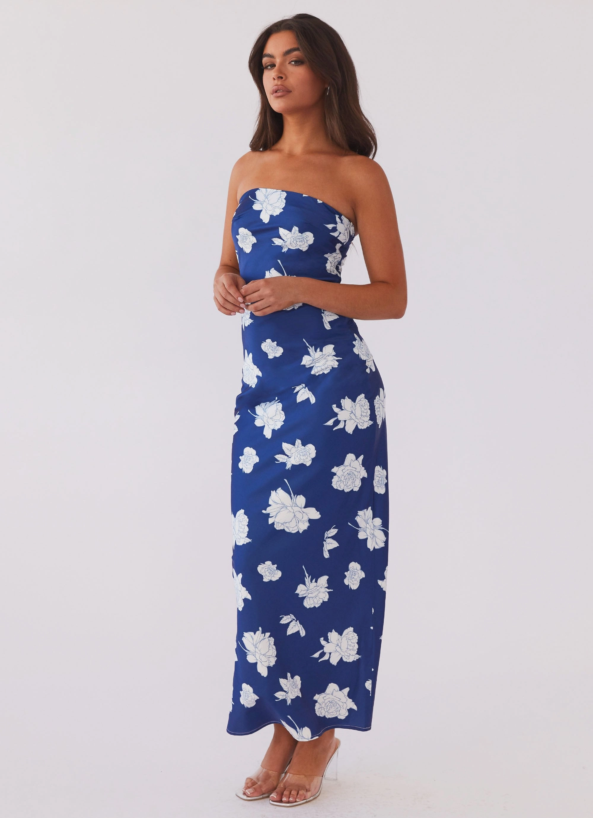 What I Want Maxi Dress - Navy Flora Perfect Comfort Wear Must Have