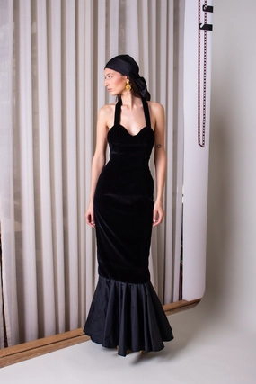Chic Rhythm Venezia Velvet Dress