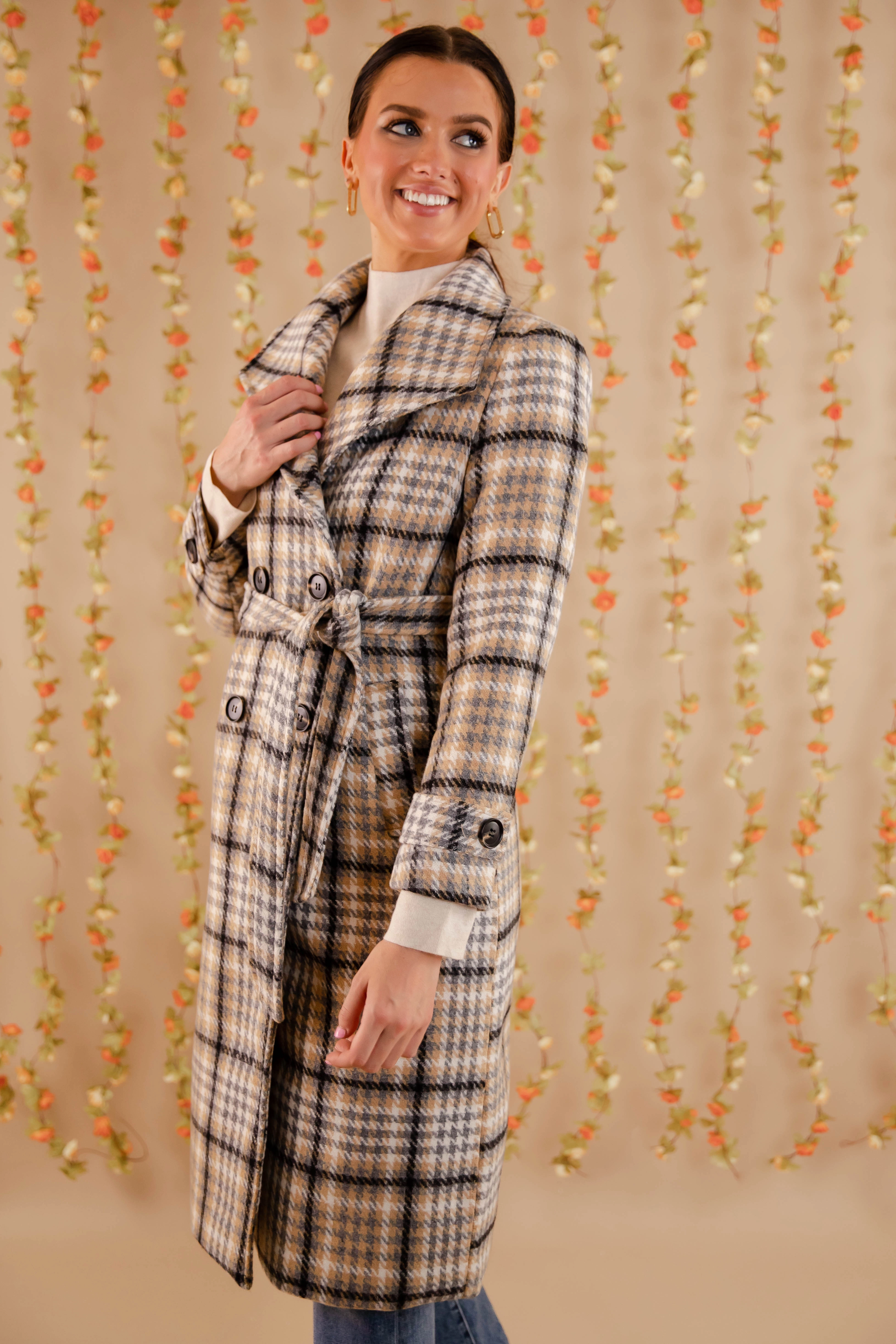 Contrast Stitch Detail Venturing Into The City Coat