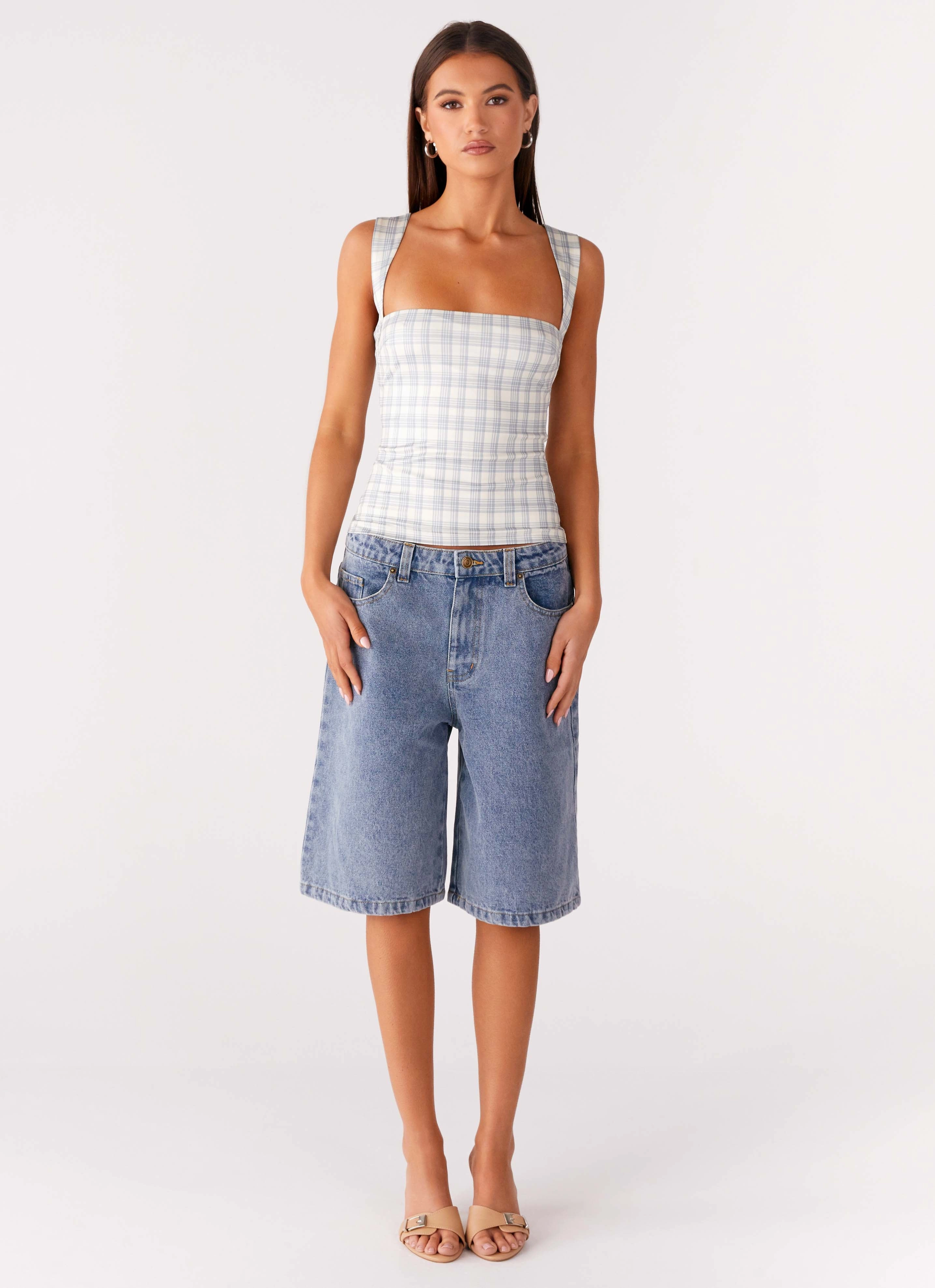 Relaxed Design MultiFunctionalDesign No Drama Strap Top - Grey Check