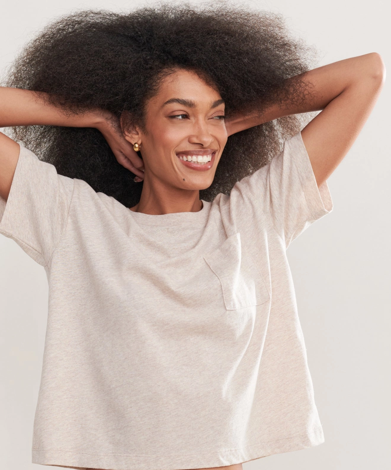 Vintage Pocket Tee Smooth Stitching Elegant Cut