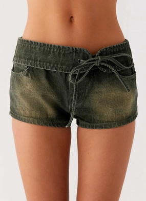 Vivia Denim Micro Shorts - Washed Khaki Outdoor Comfort Fit