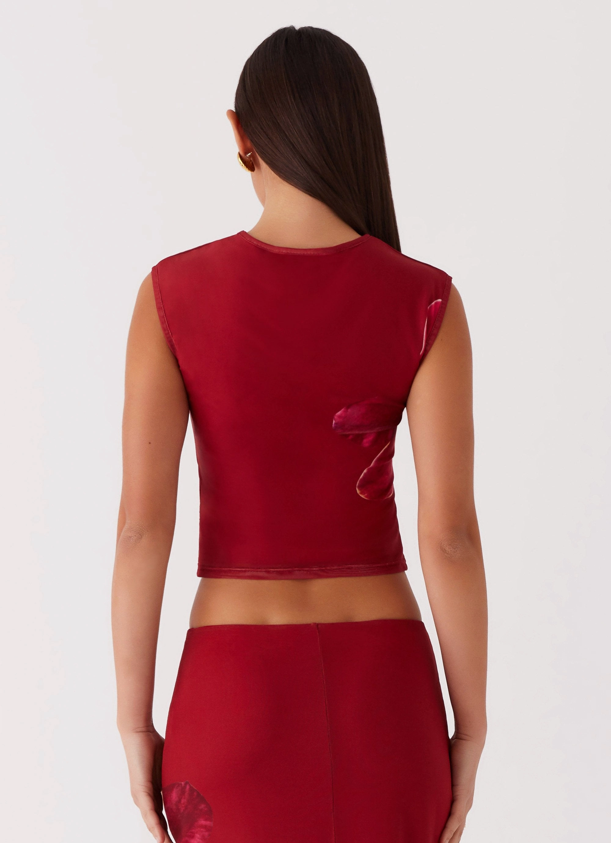 Pocket Placement Waiting for Dawn Mesh Top - Rosa
